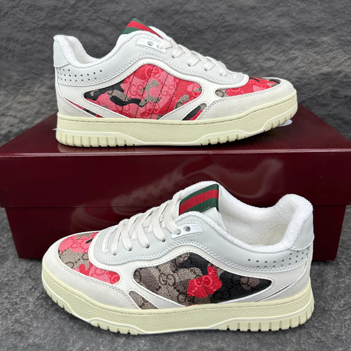 Кроссовки Мужские Gucci 9916724