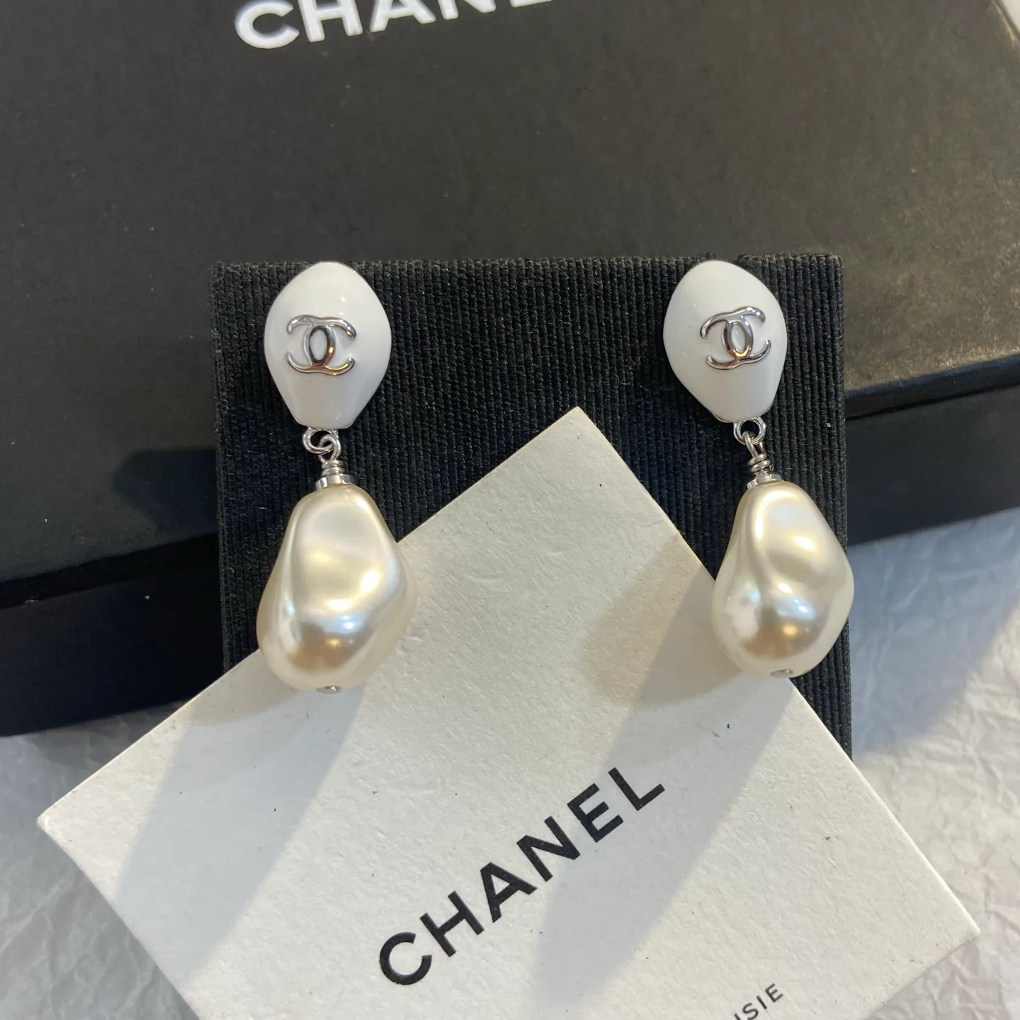 Бижутерия Chanel 18411363