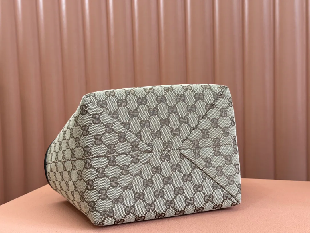 Классические Сумки Женские Gucci 61128