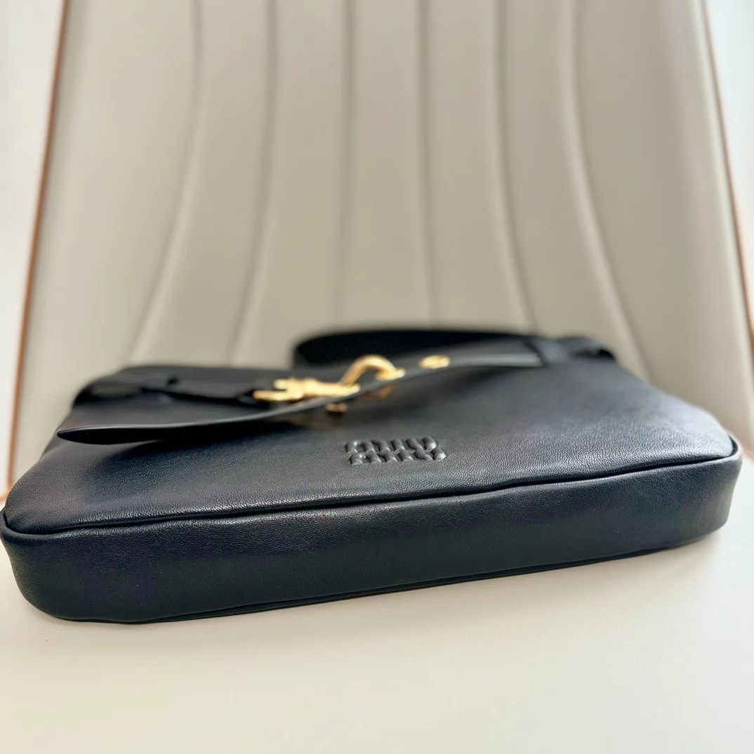 Классические Сумки Женские Miu Miu 26165