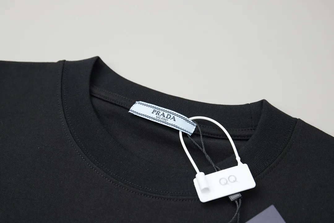 Футболки Женские Prada 10938052