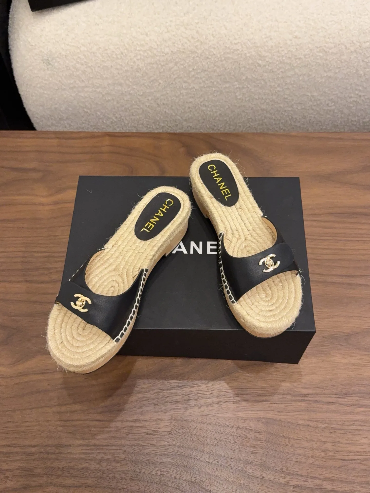 Сандалии Женские Chanel 11559262