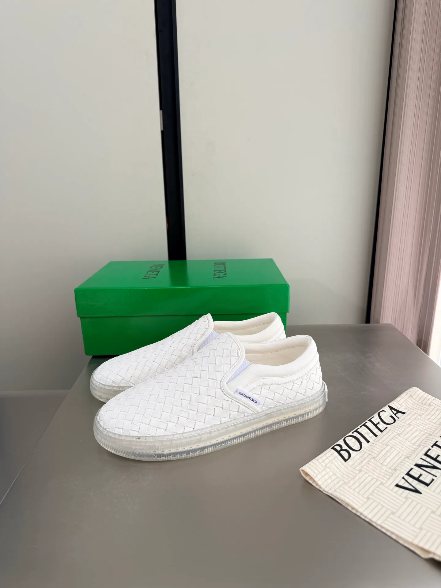 Кроссовки Женские Bottega Veneta 17722640
