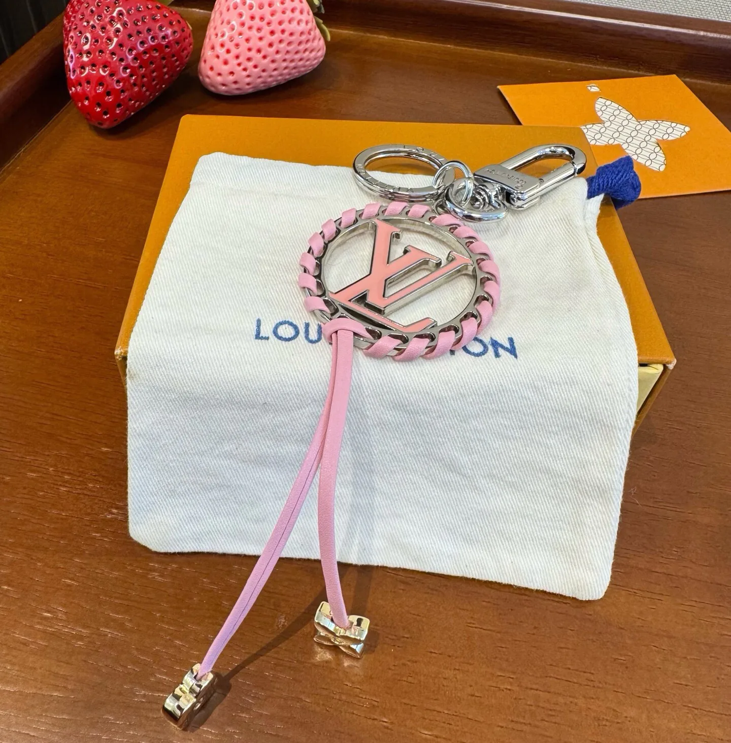 Ключницы Louis Vuitton 18013868