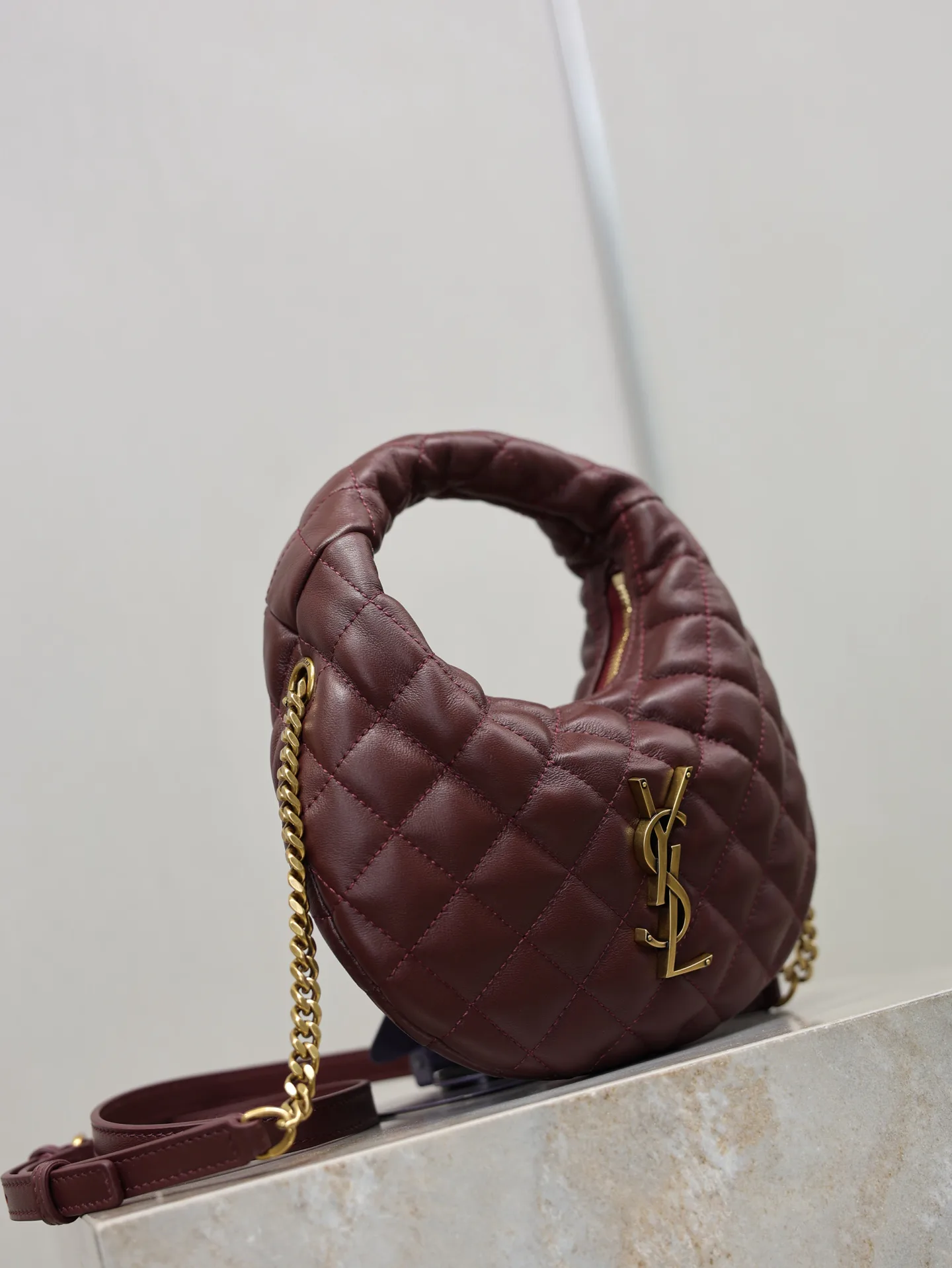 Сумки На Ремне Женские Saint Laurent 11504342