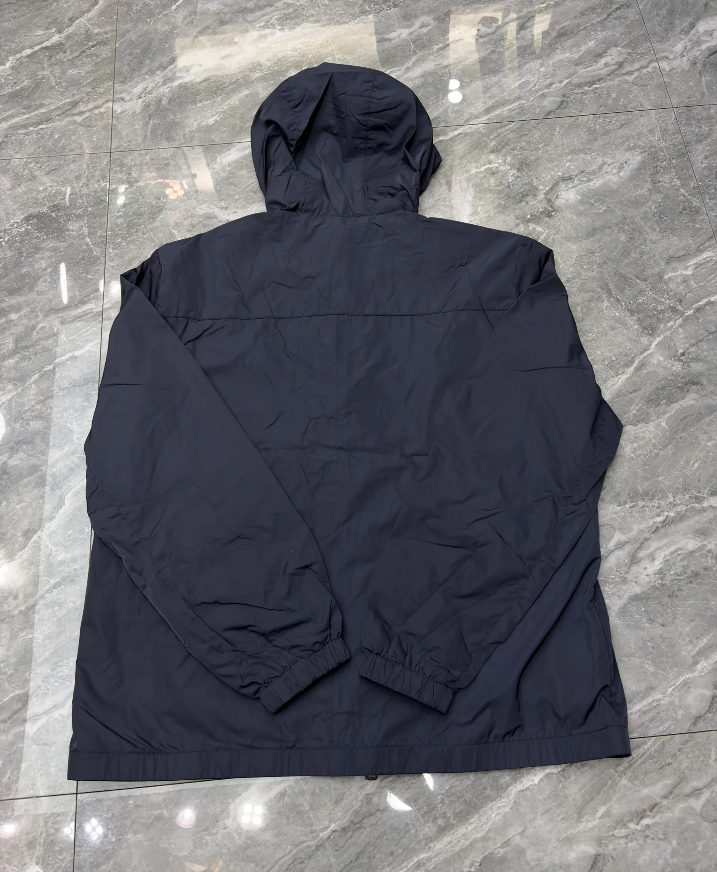 Куртки И Пуховики Мужские Moncler 11641505
