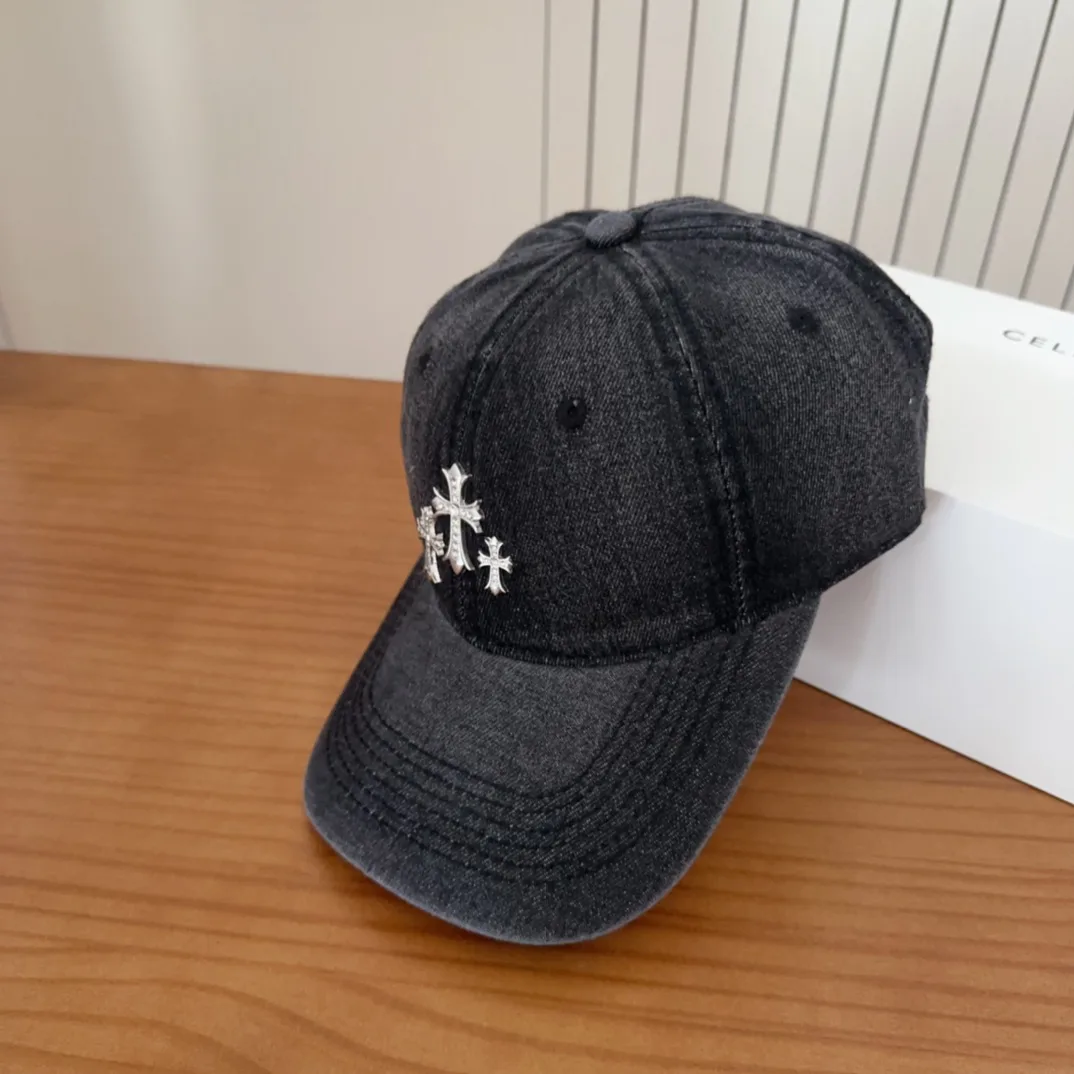 Головные Уборы Chrome Hearts 49897