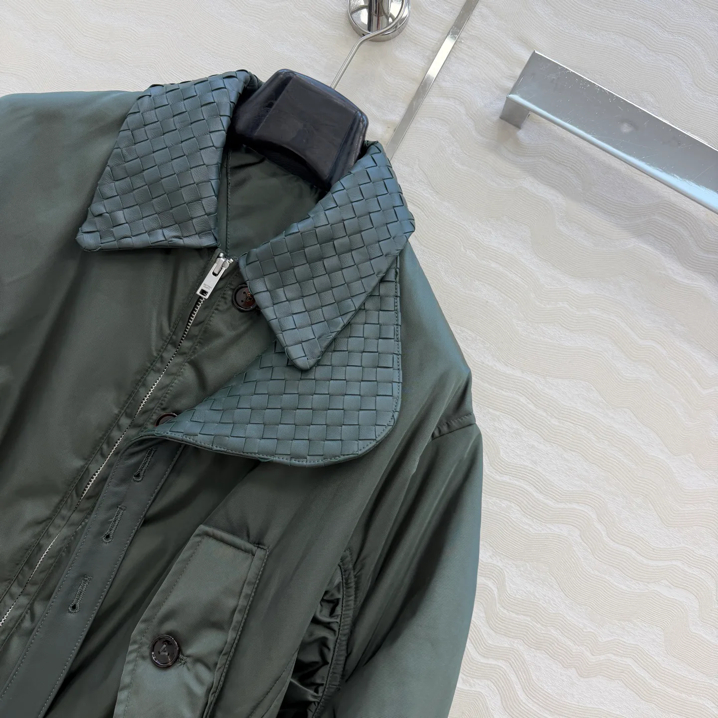 Куртки И Пуховики Женские Bottega Veneta 18501586