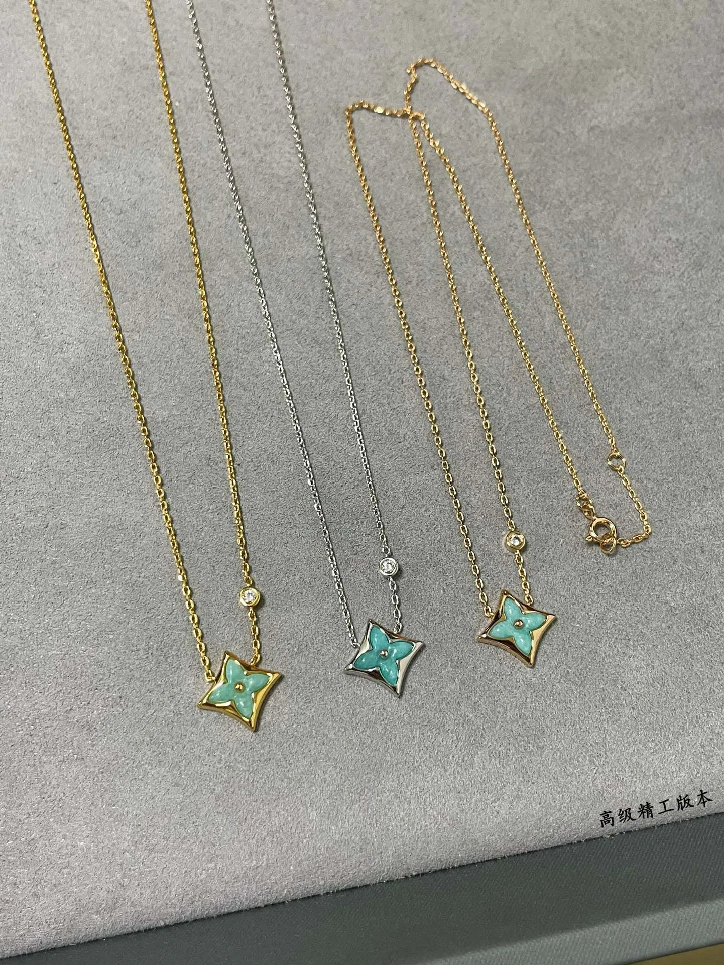Бижутерия Louis Vuitton 11474362