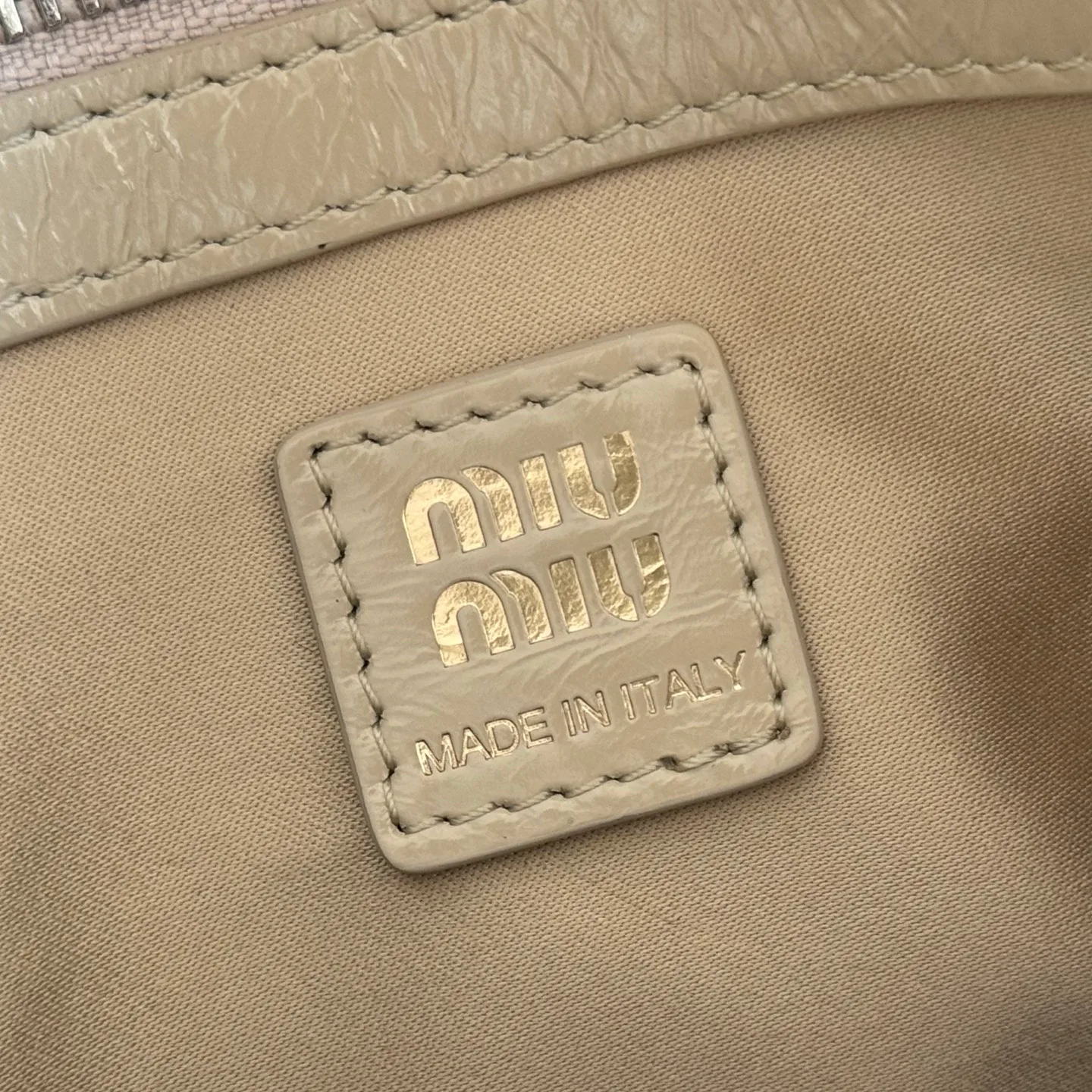 Классические Сумки Женские Miu Miu 18148108