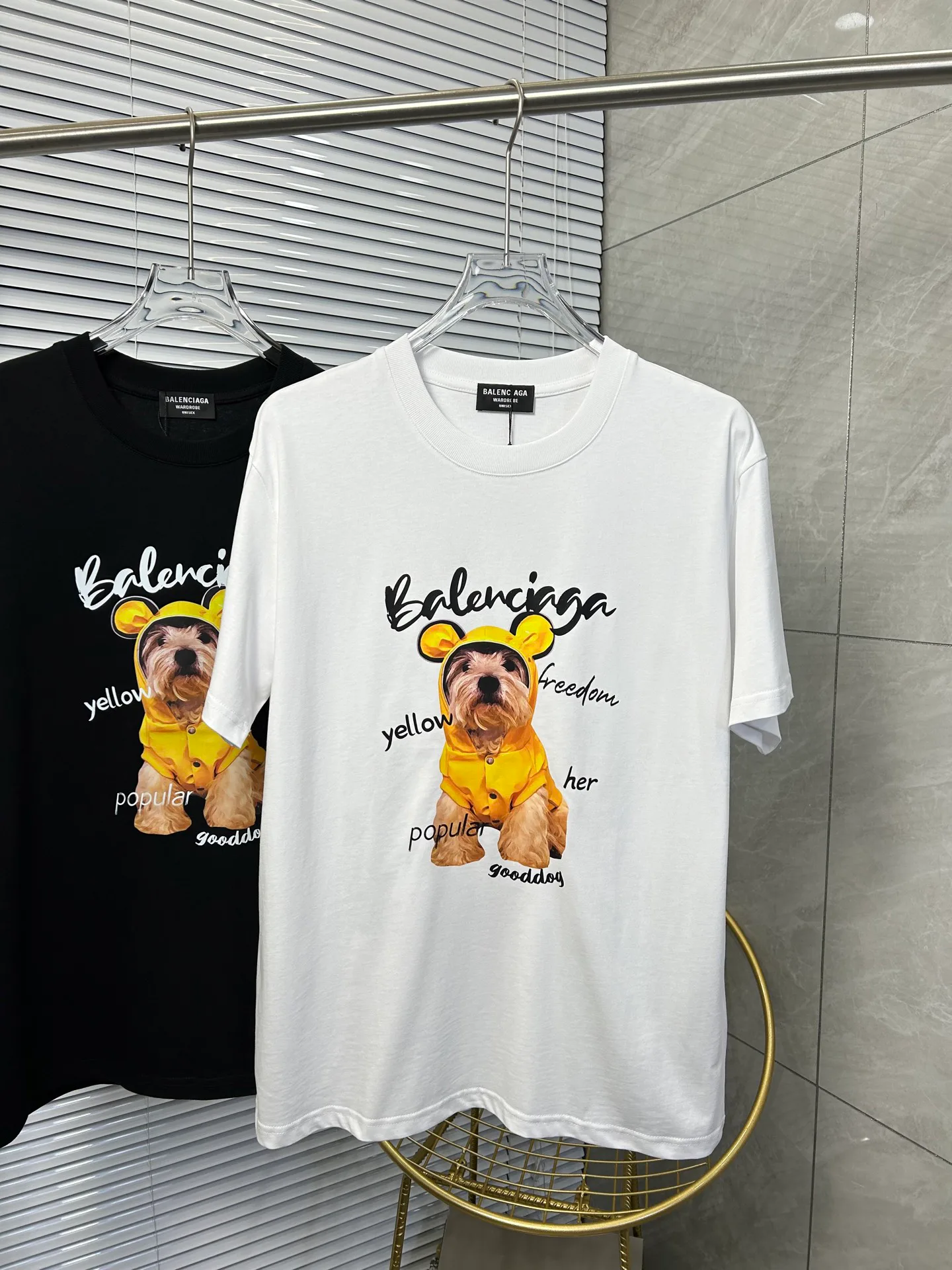 Футболки Женские Balenciaga 15447