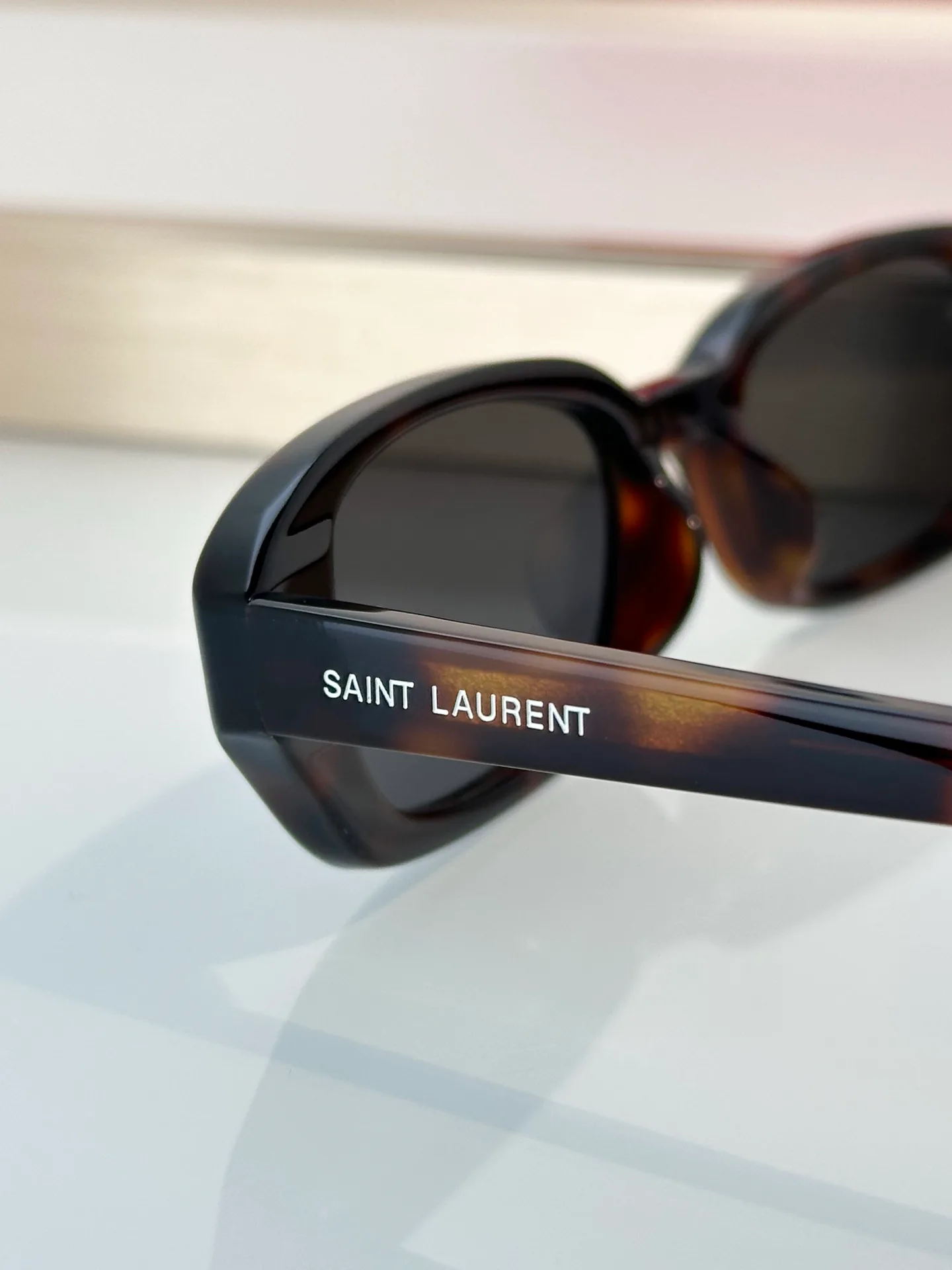 Очки Saint Laurent 18216388