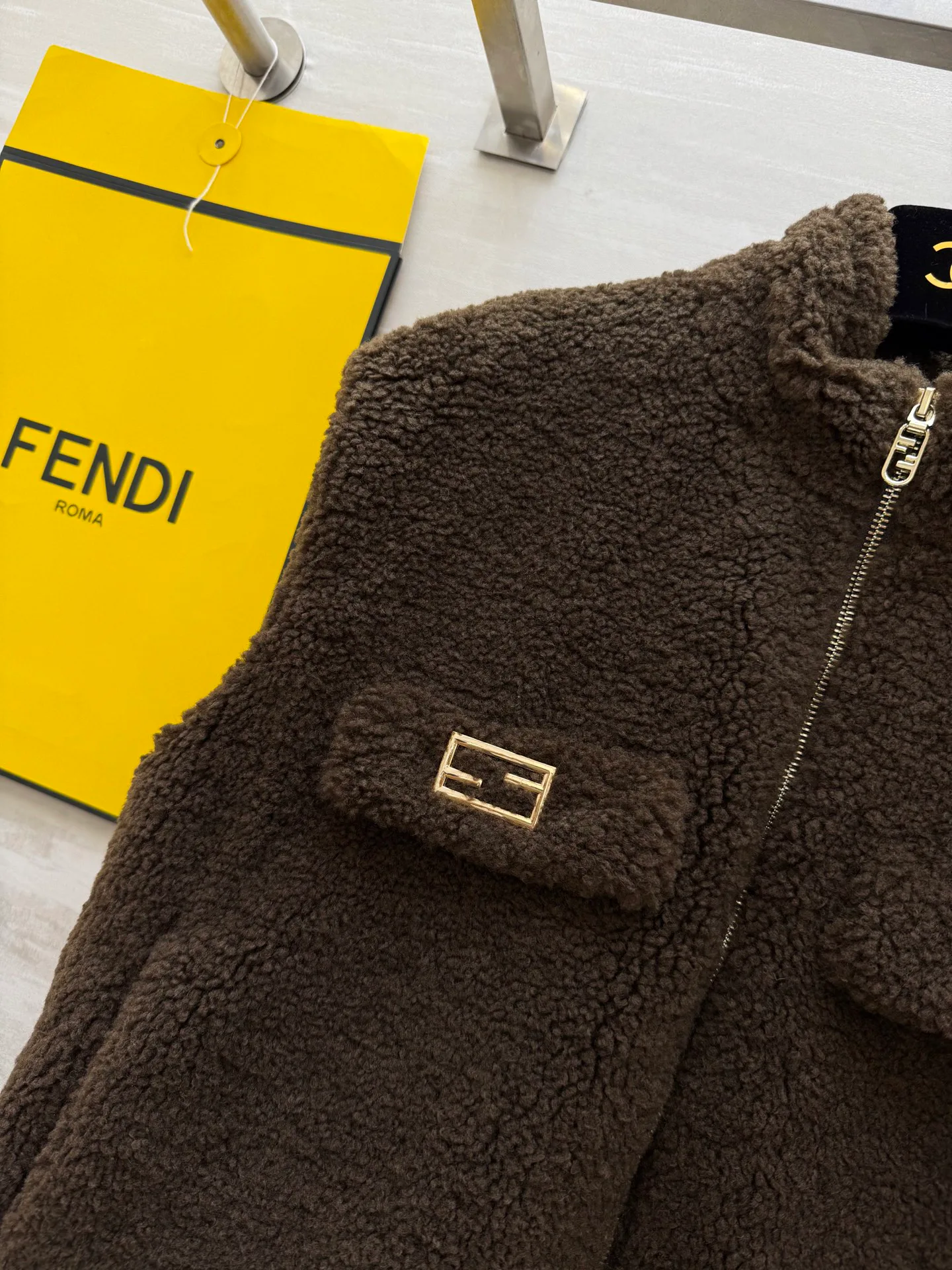 Жилеты Женские Fendi 600436