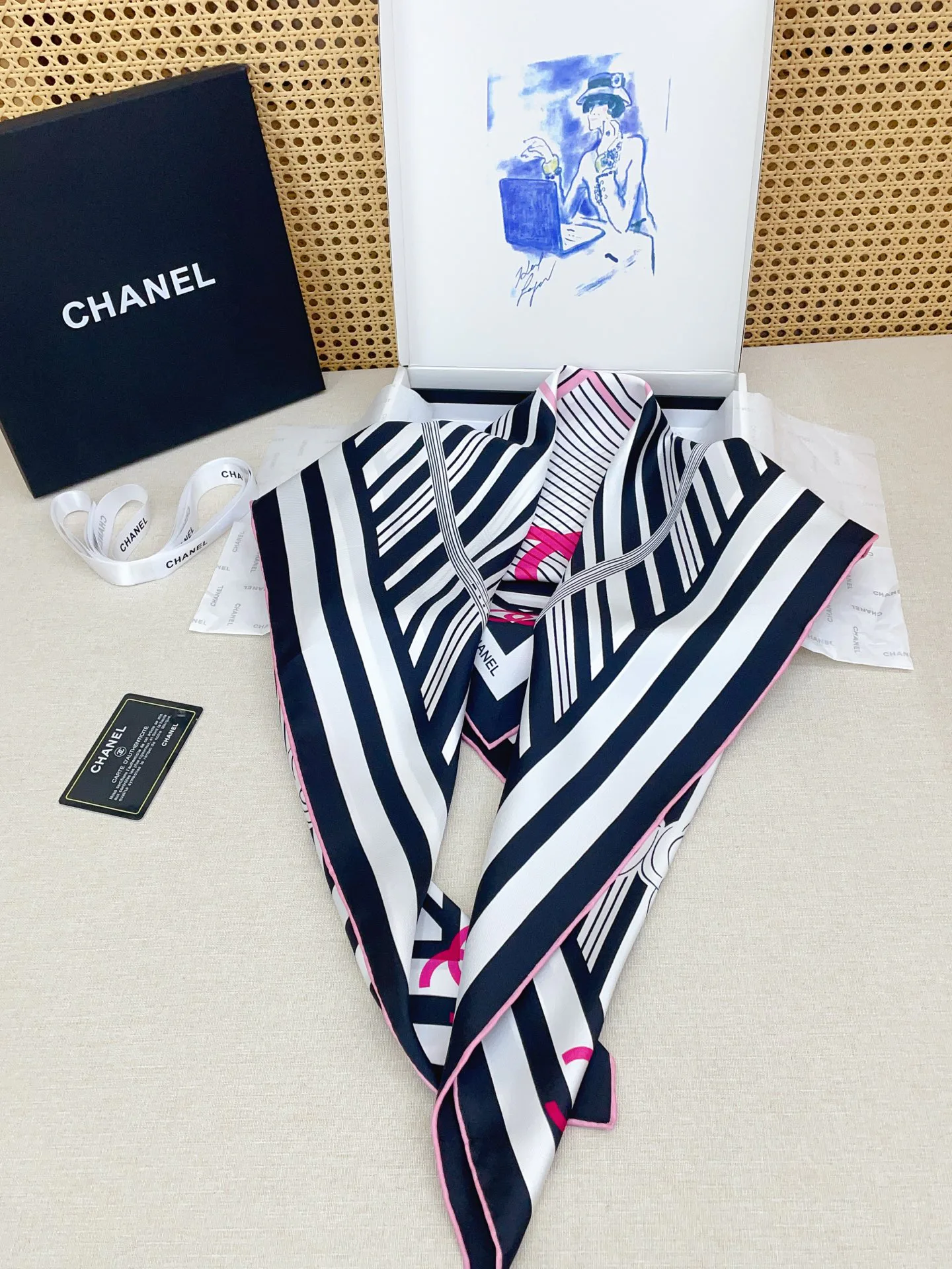 Платки Chanel 11585479