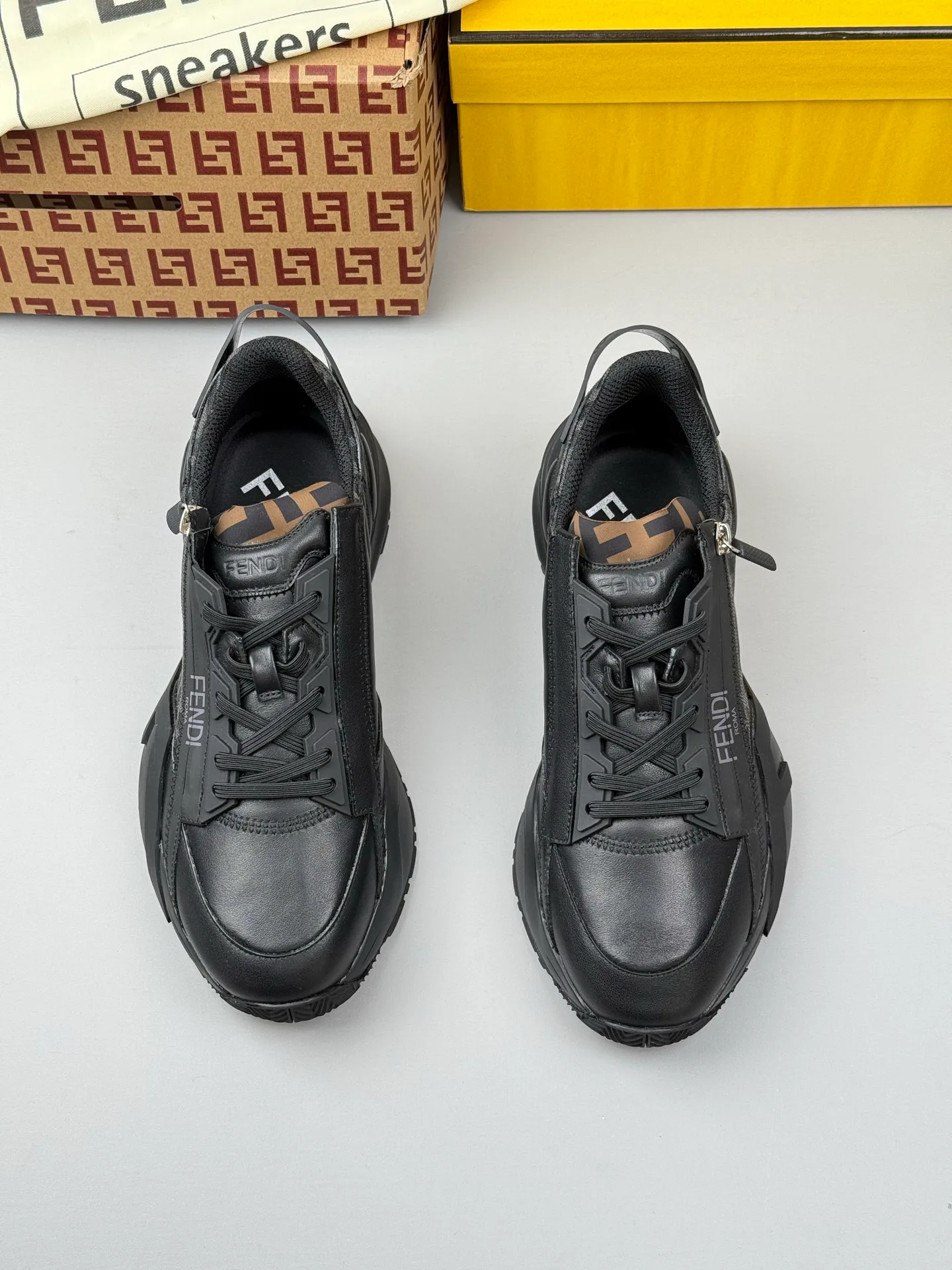 Кроссовки Мужские Fendi 1847828