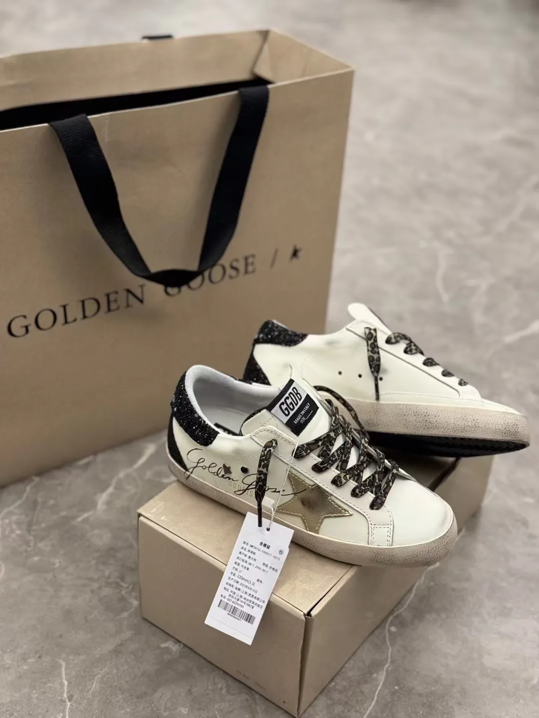 Кроссовки Женские Golden Goose 19671111
