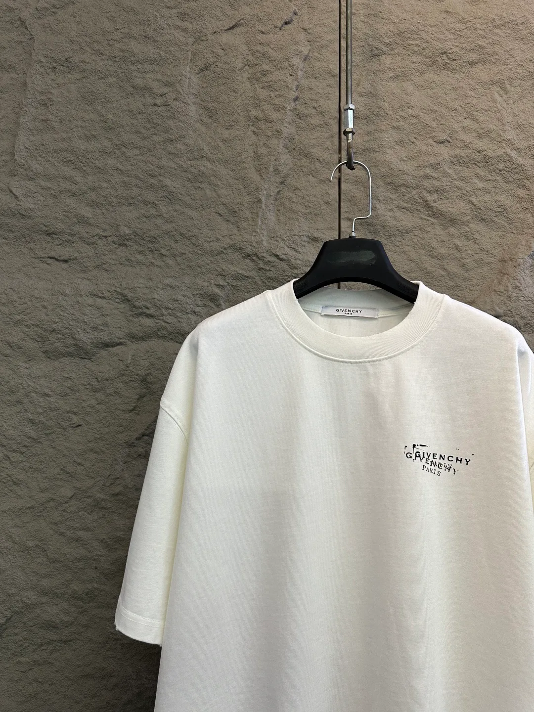 Футболки Женские Givenchy 13303988