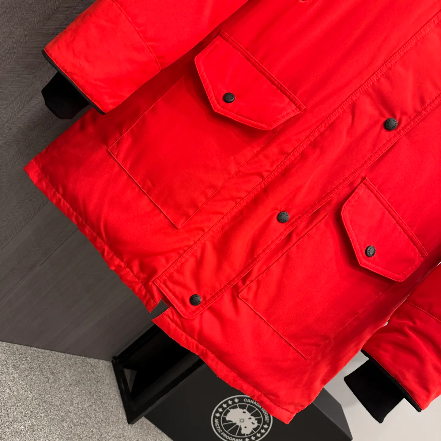 Куртки И Пуховики Женские Canada Goose 18845578