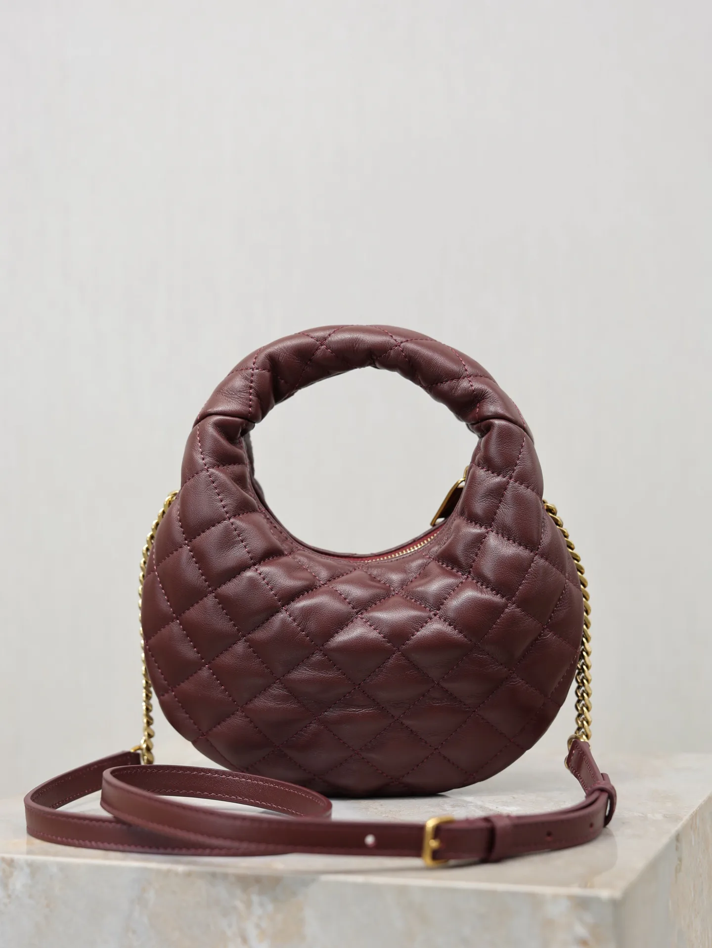 Сумки На Ремне Женские Saint Laurent 11504342