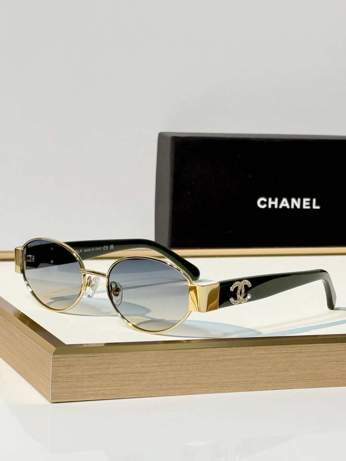 Очки Chanel 18117585