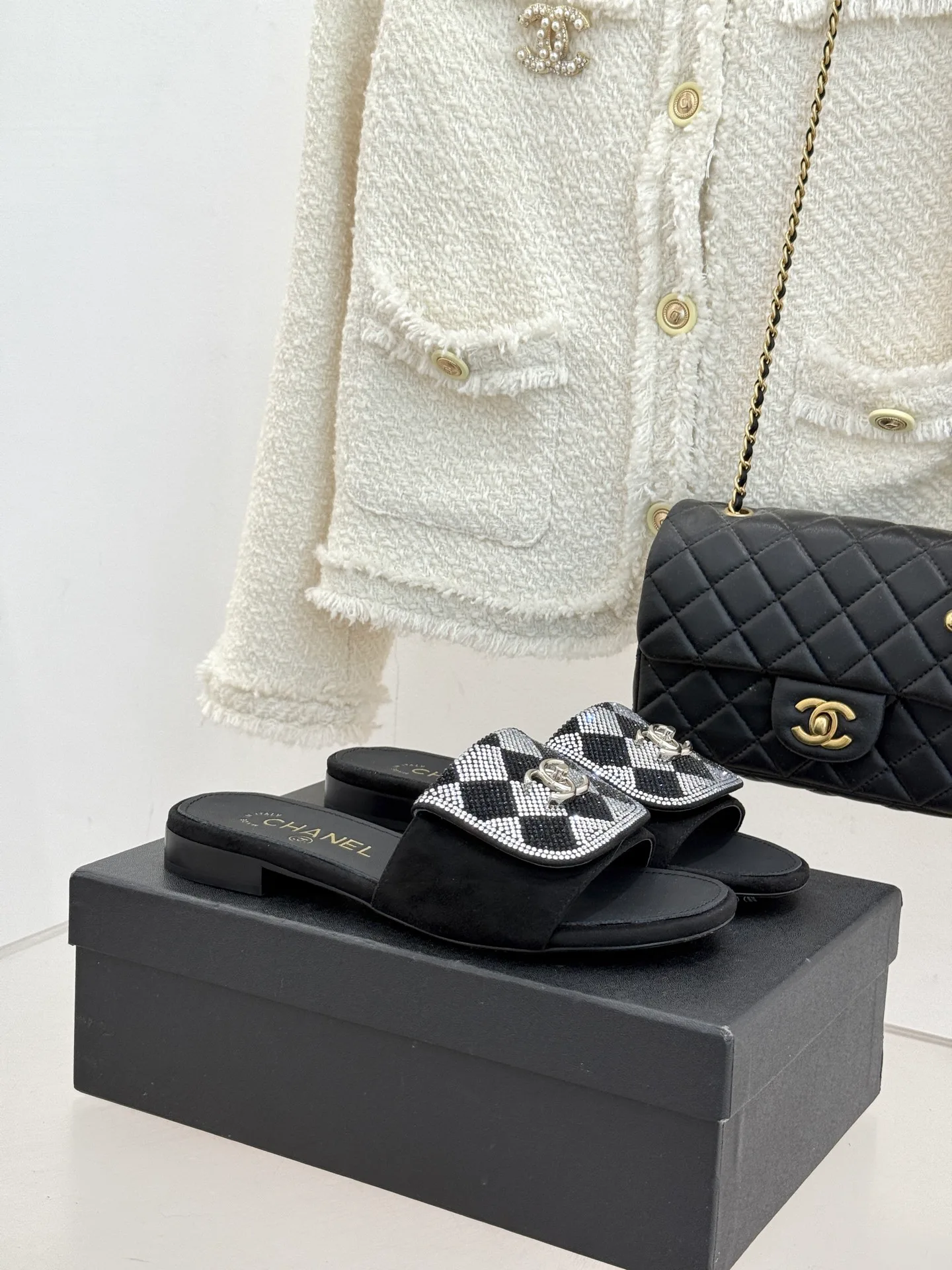 Шлепанцы Женские Chanel 1410469