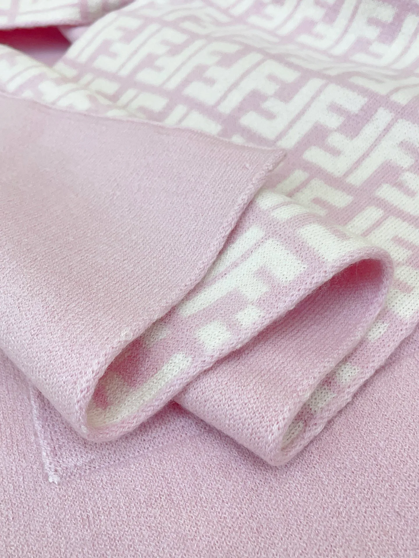 Шарфы Fendi 966245