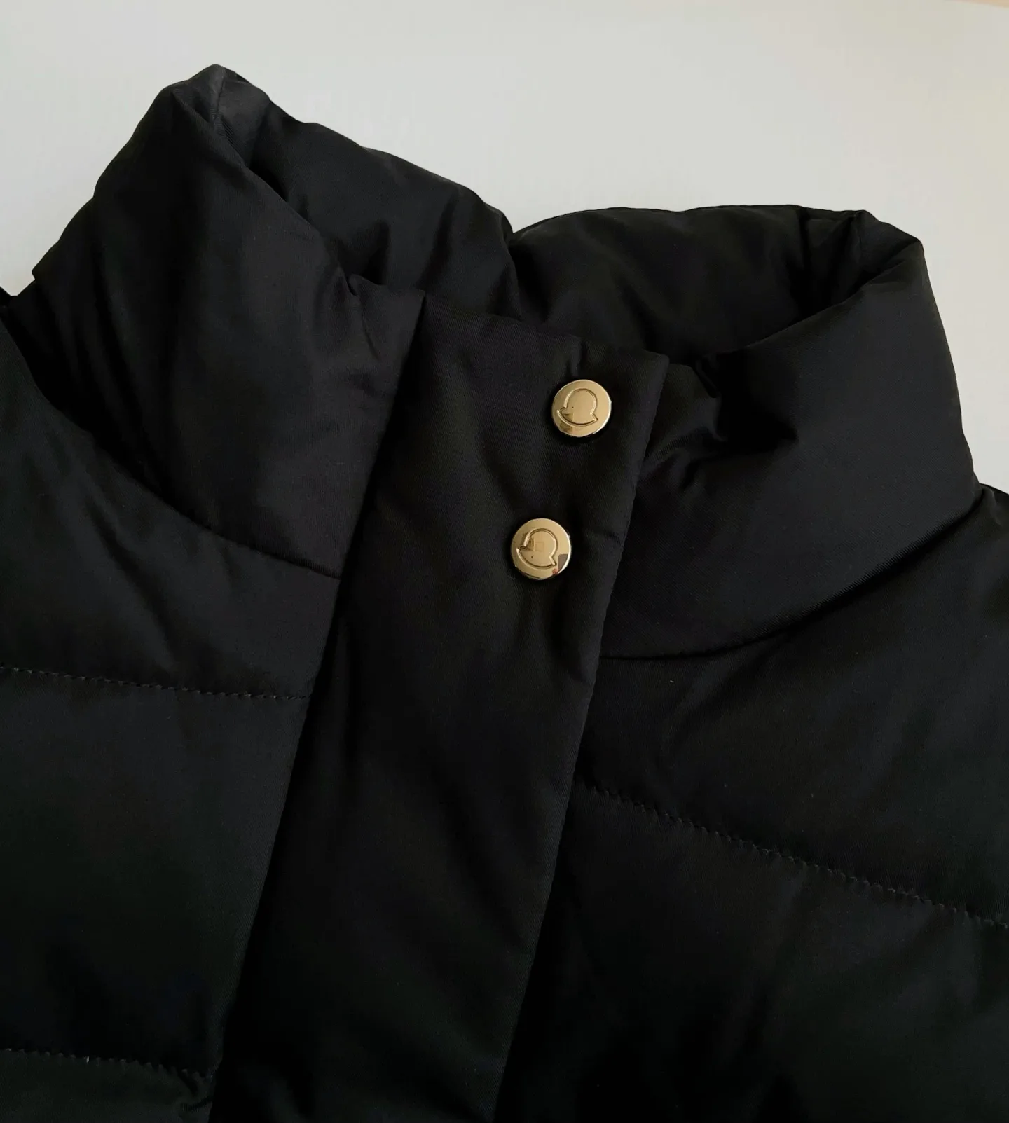 Куртки И Пуховики Женские Moncler 19527632