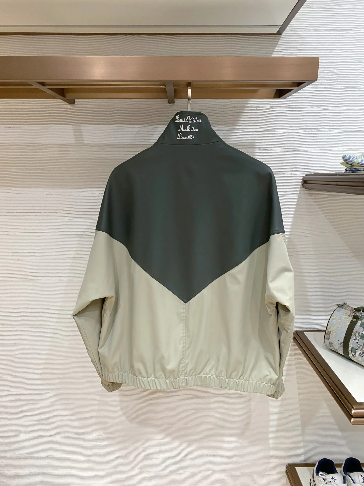 Куртки И Пуховики Мужские Louis Vuitton 10300315