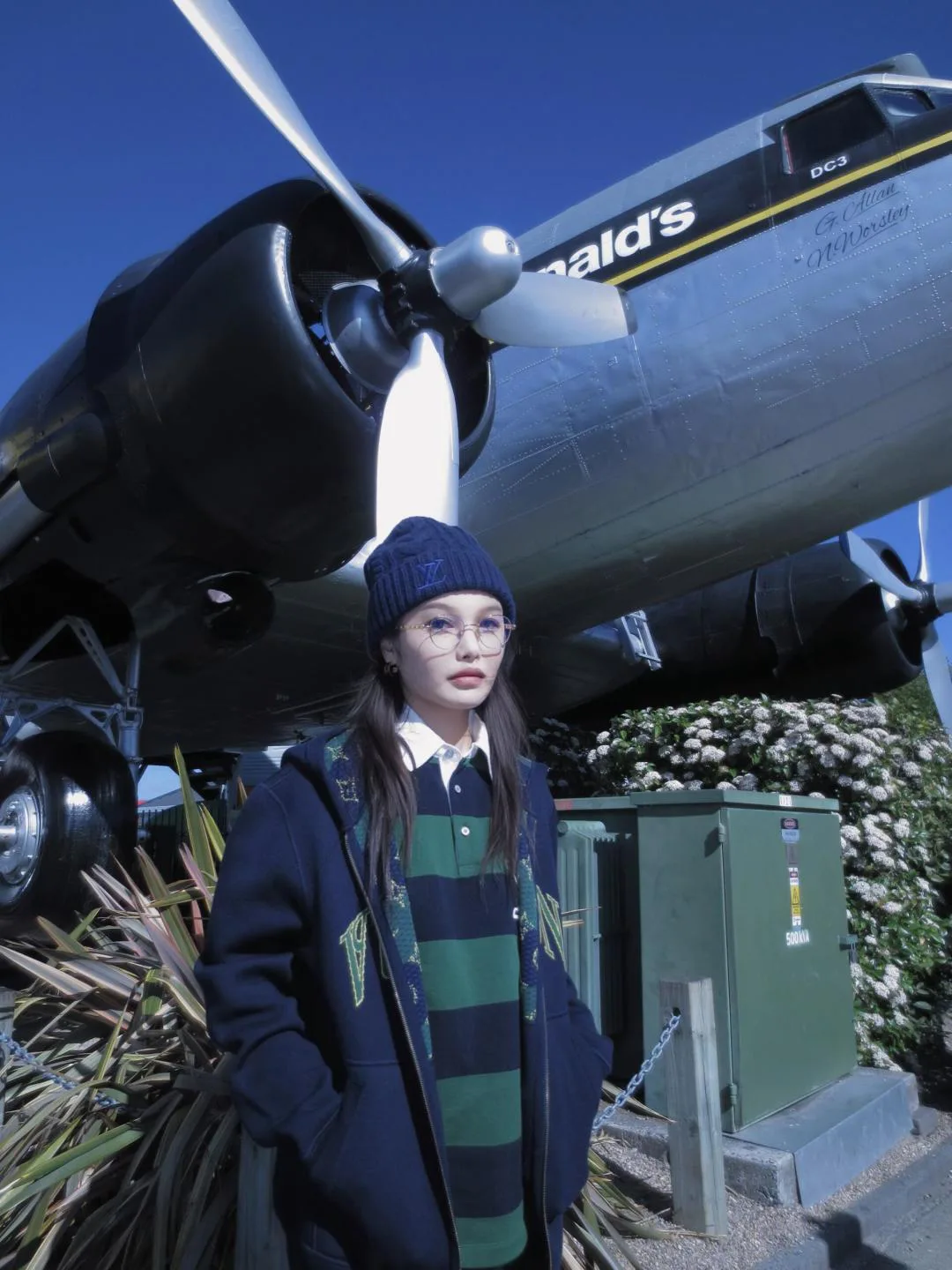 Куртки И Пуховики Женские Louis Vuitton 252570