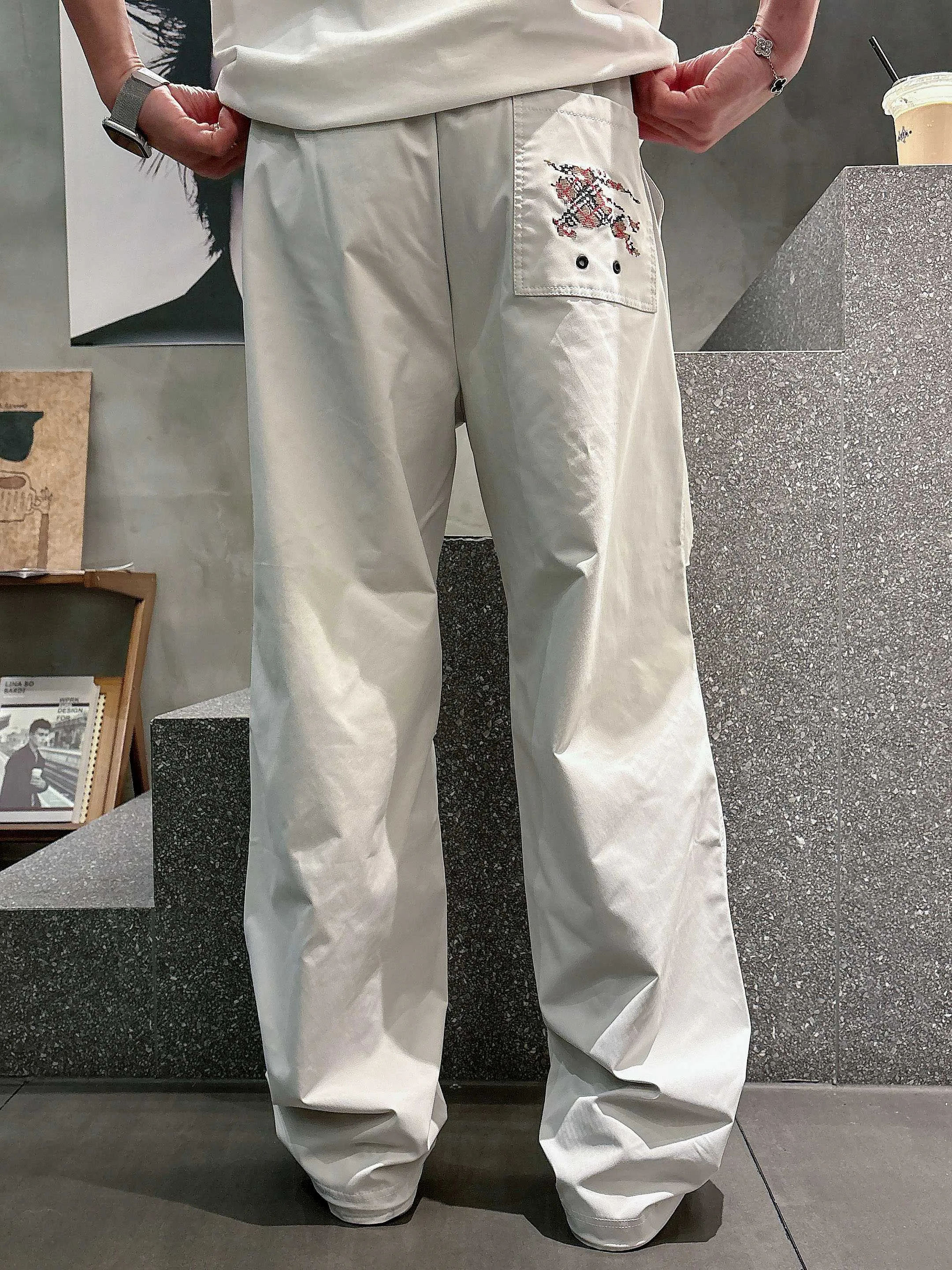 Брюки Мужские Burberry 13147771