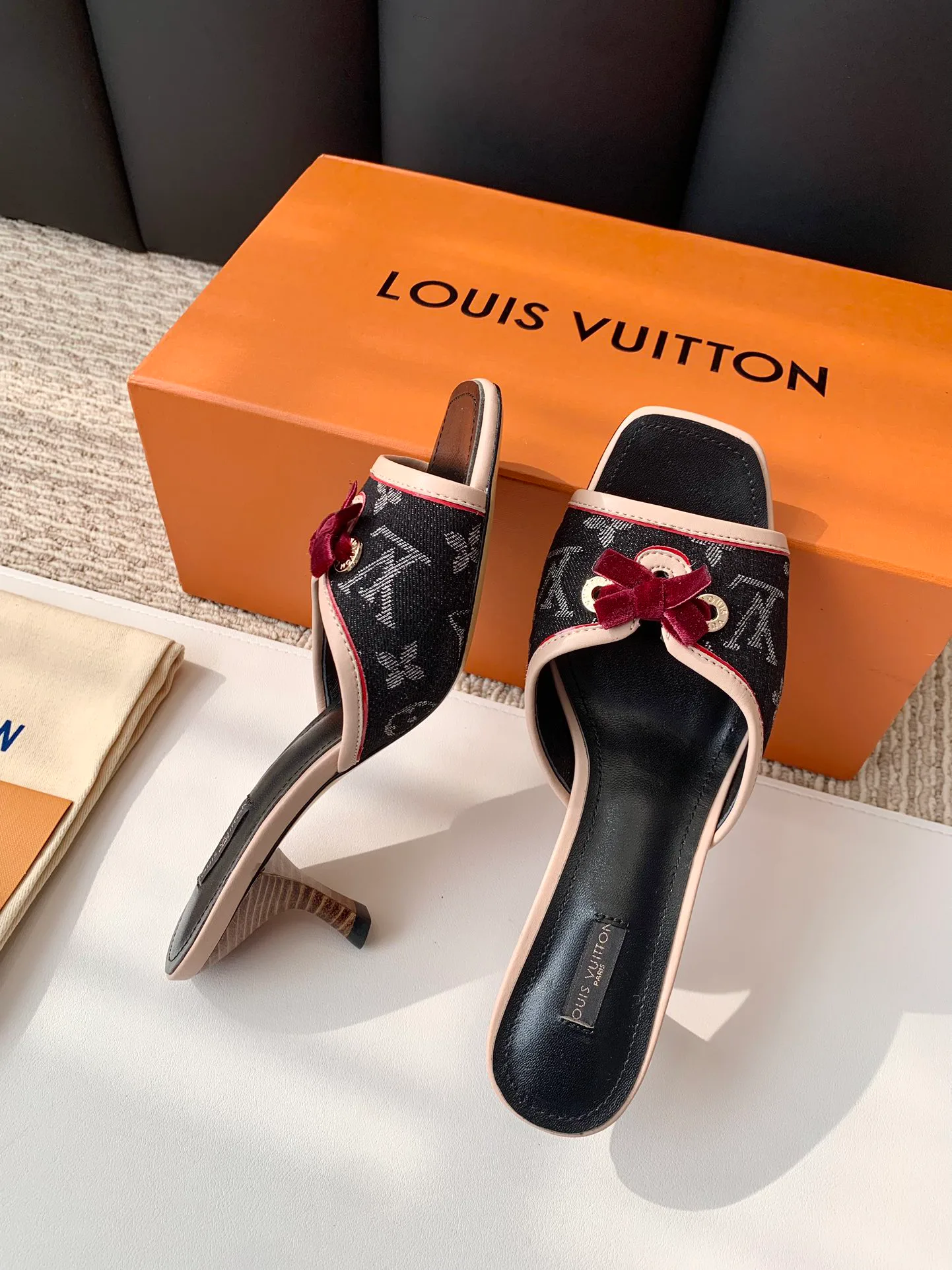 Туфли Женские Louis Vuitton 11263781
