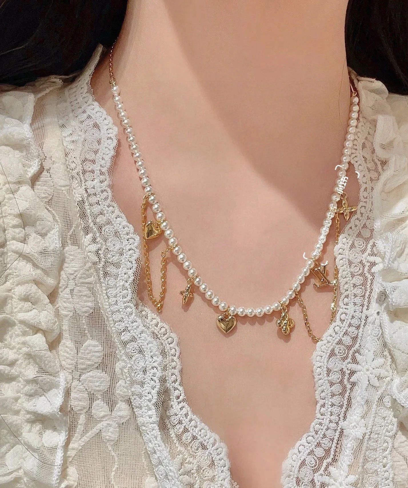 Бижутерия Louis Vuitton 16864378
