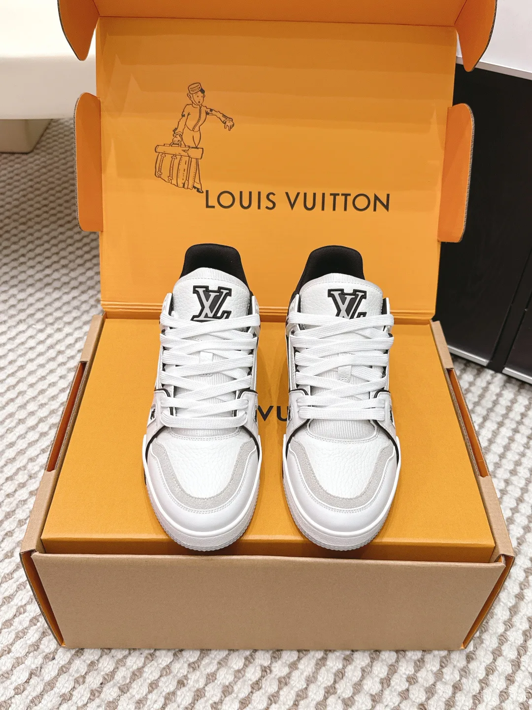 Кроссовки Женские Louis Vuitton 1511699