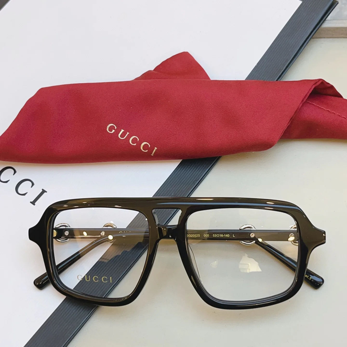 Очки Gucci 11432738