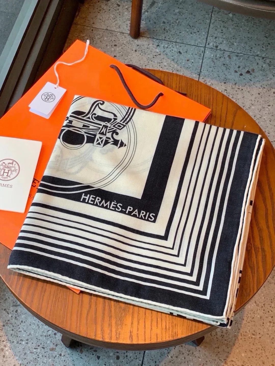 Платки Hermes 18675702