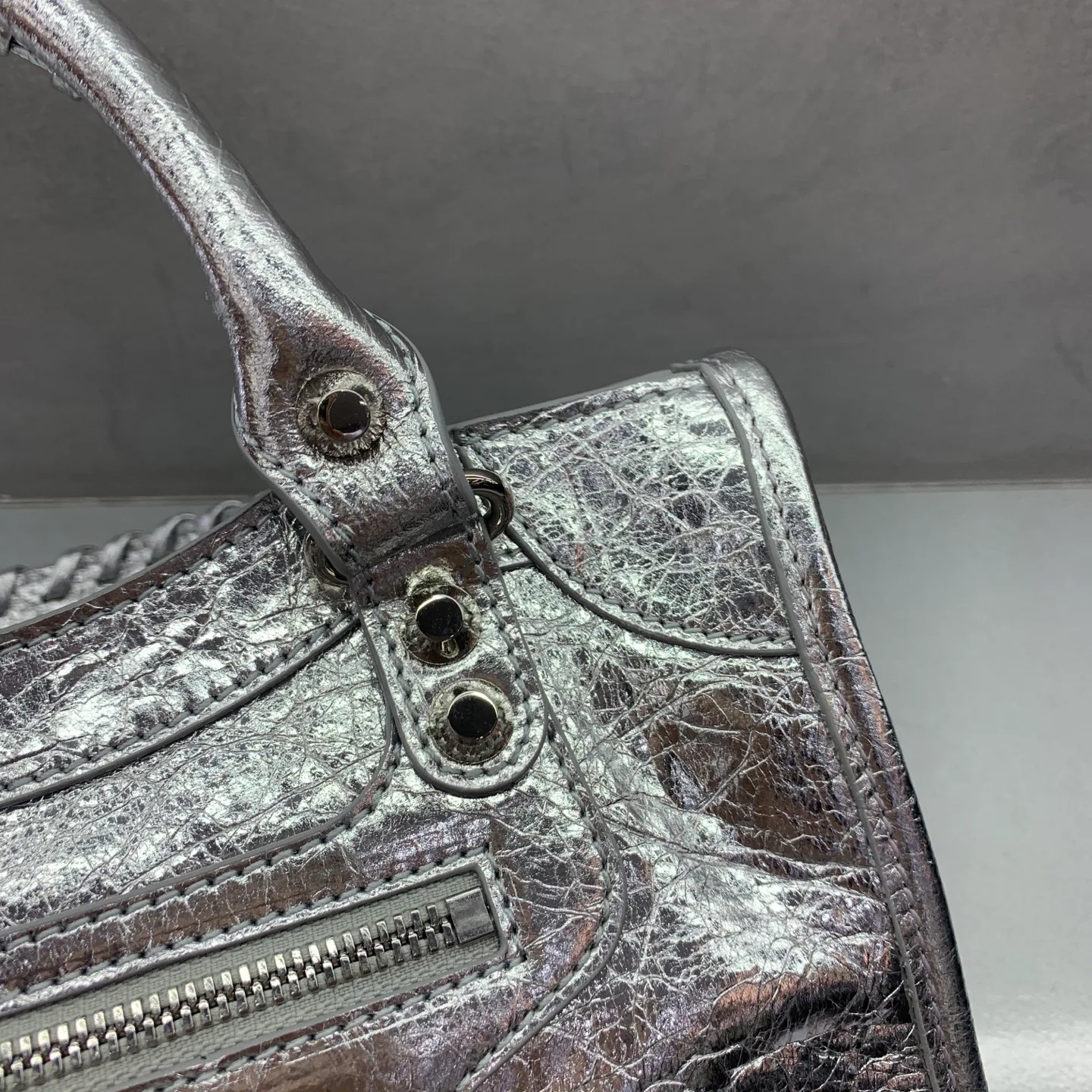 Классические Сумки Женские Balenciaga 13363972