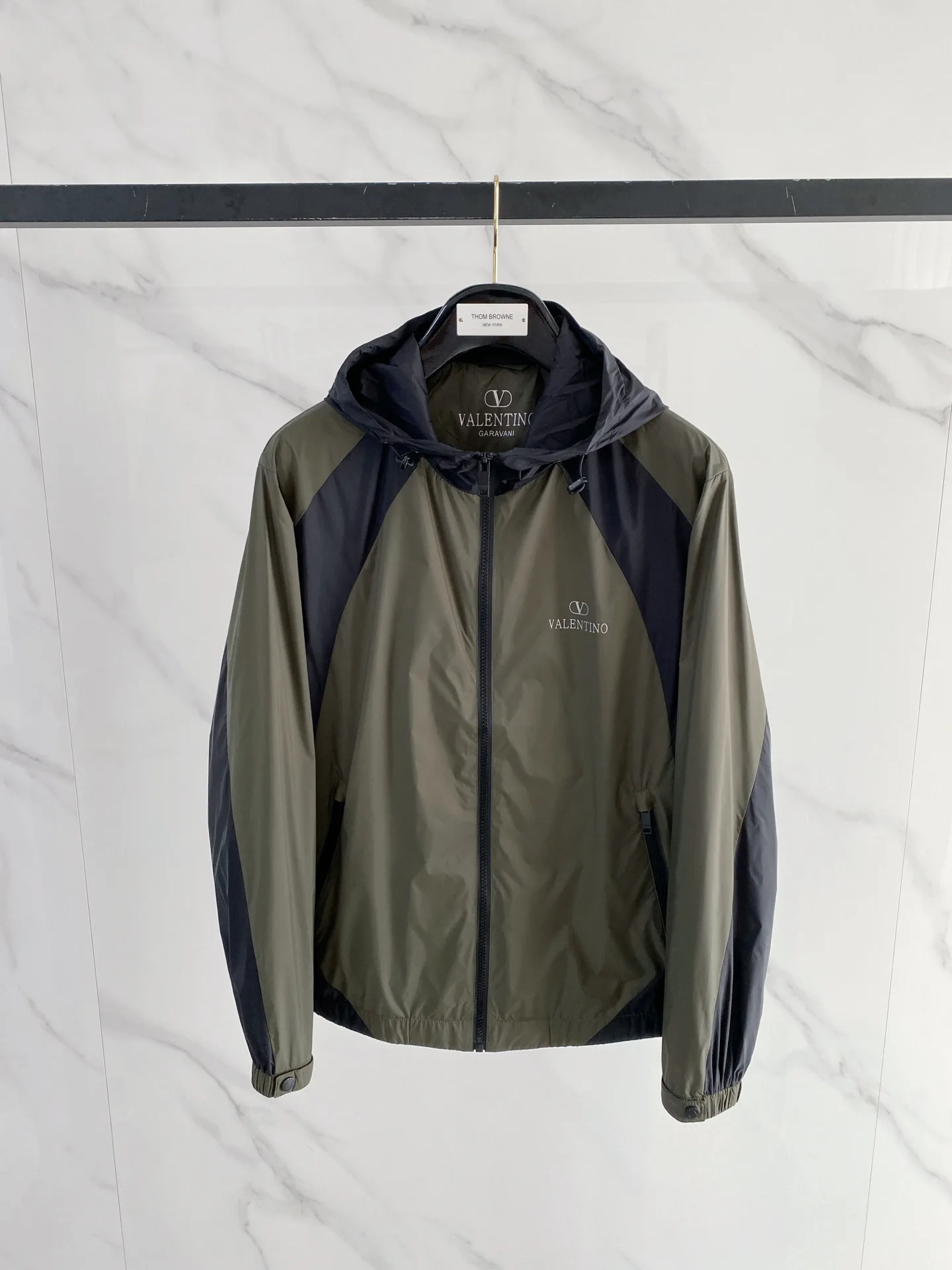 Куртки И Пуховики Мужские Valentino 11584551
