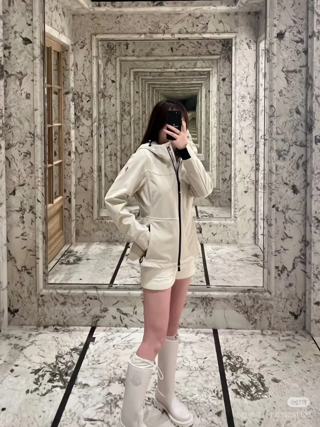 Куртки И Пуховики Женские Moncler 18517128