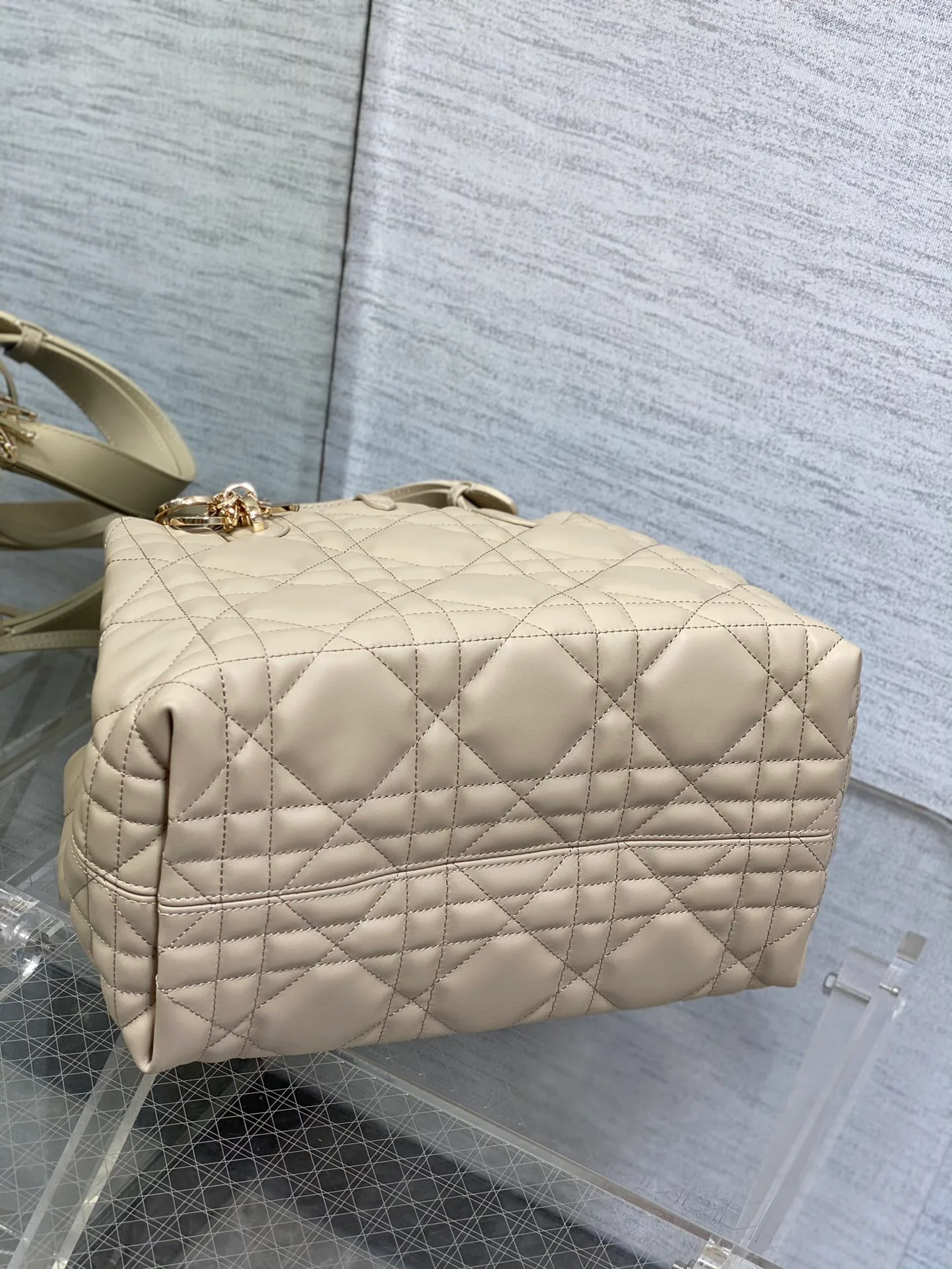 Классические Сумки Женские Christian Dior 11562717