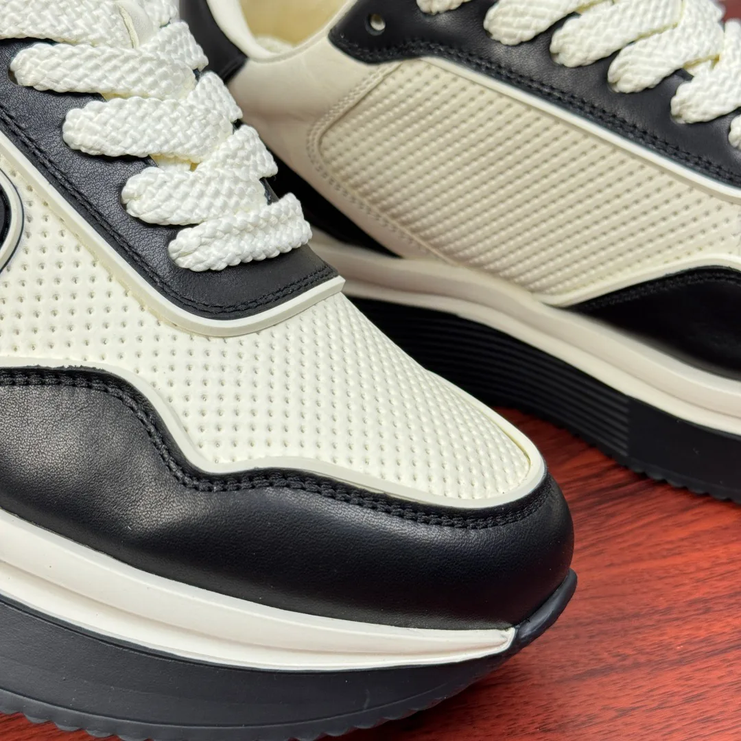 Кроссовки Мужские Valentino 11073681