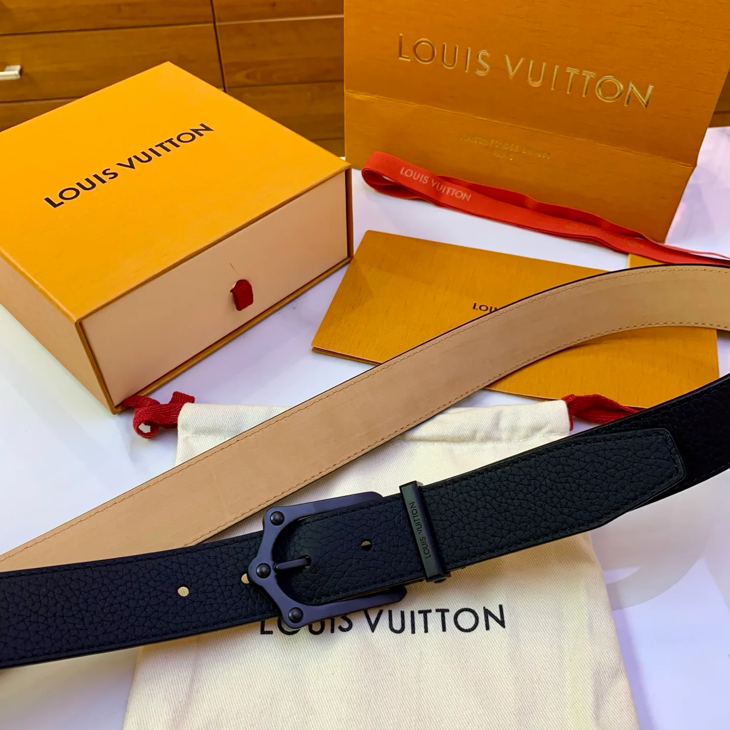 Ремни Louis Vuitton 17638918