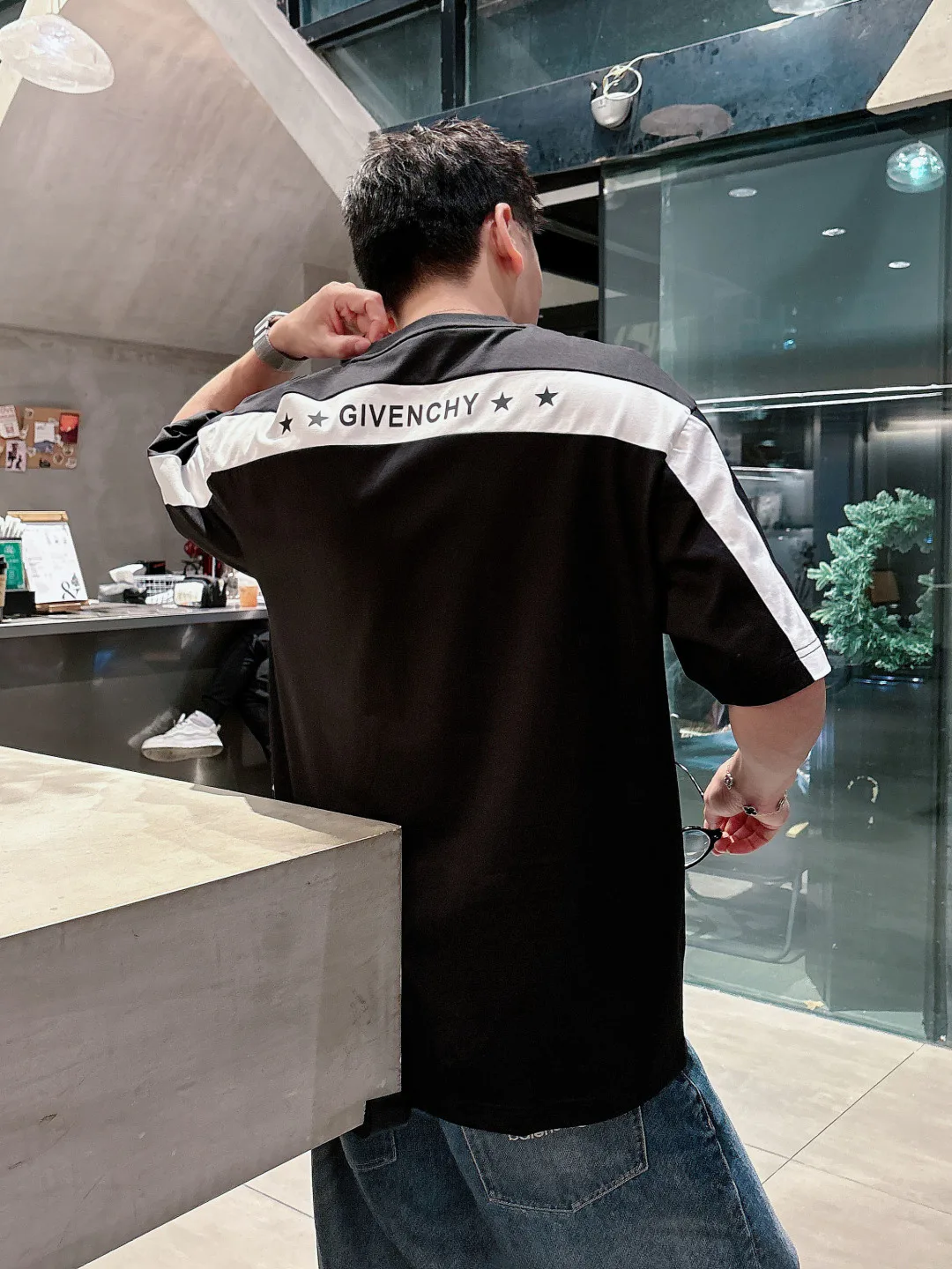 Футболки Мужские Givenchy 11523354