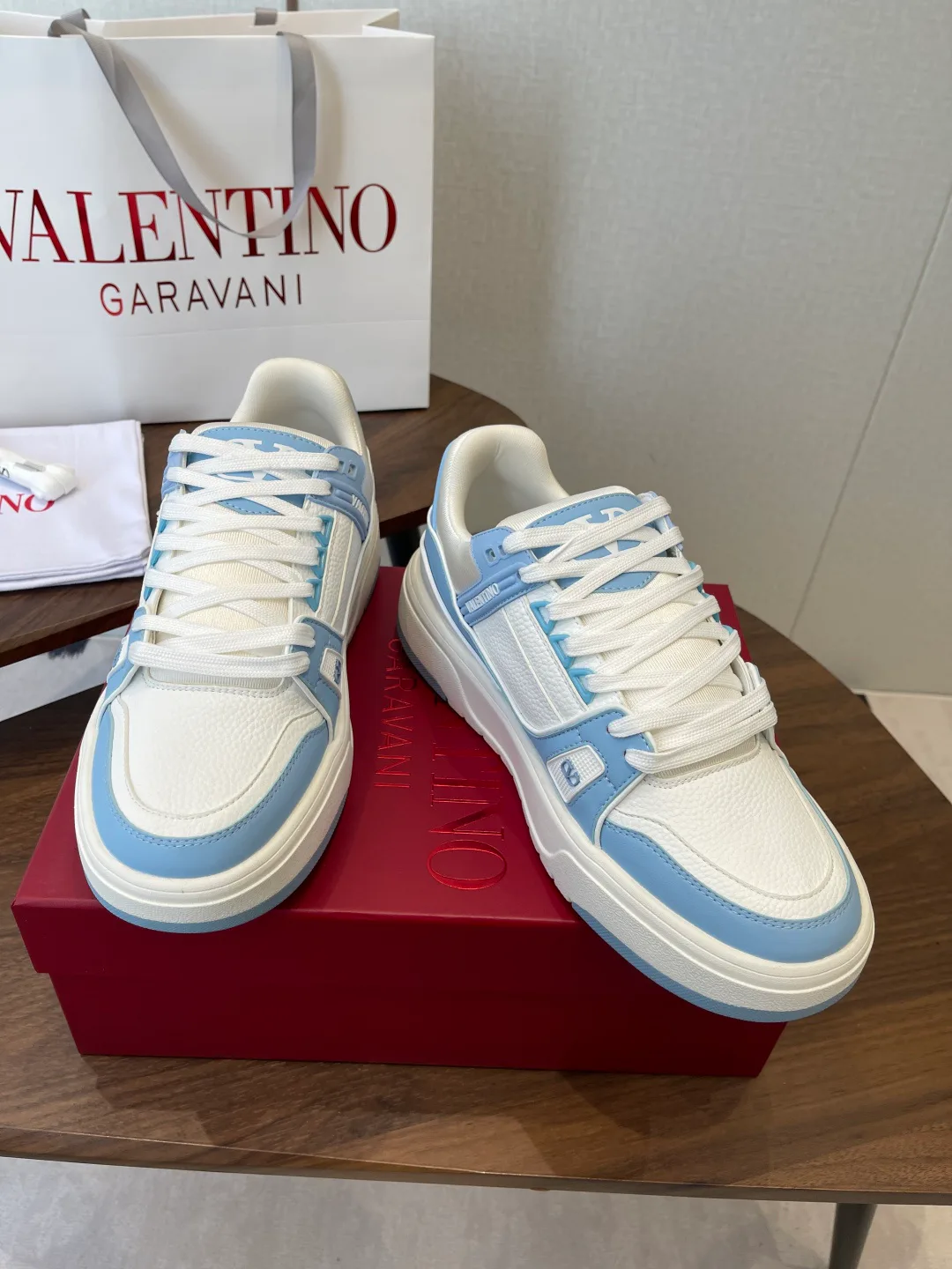Кроссовки Женские Valentino 4545171