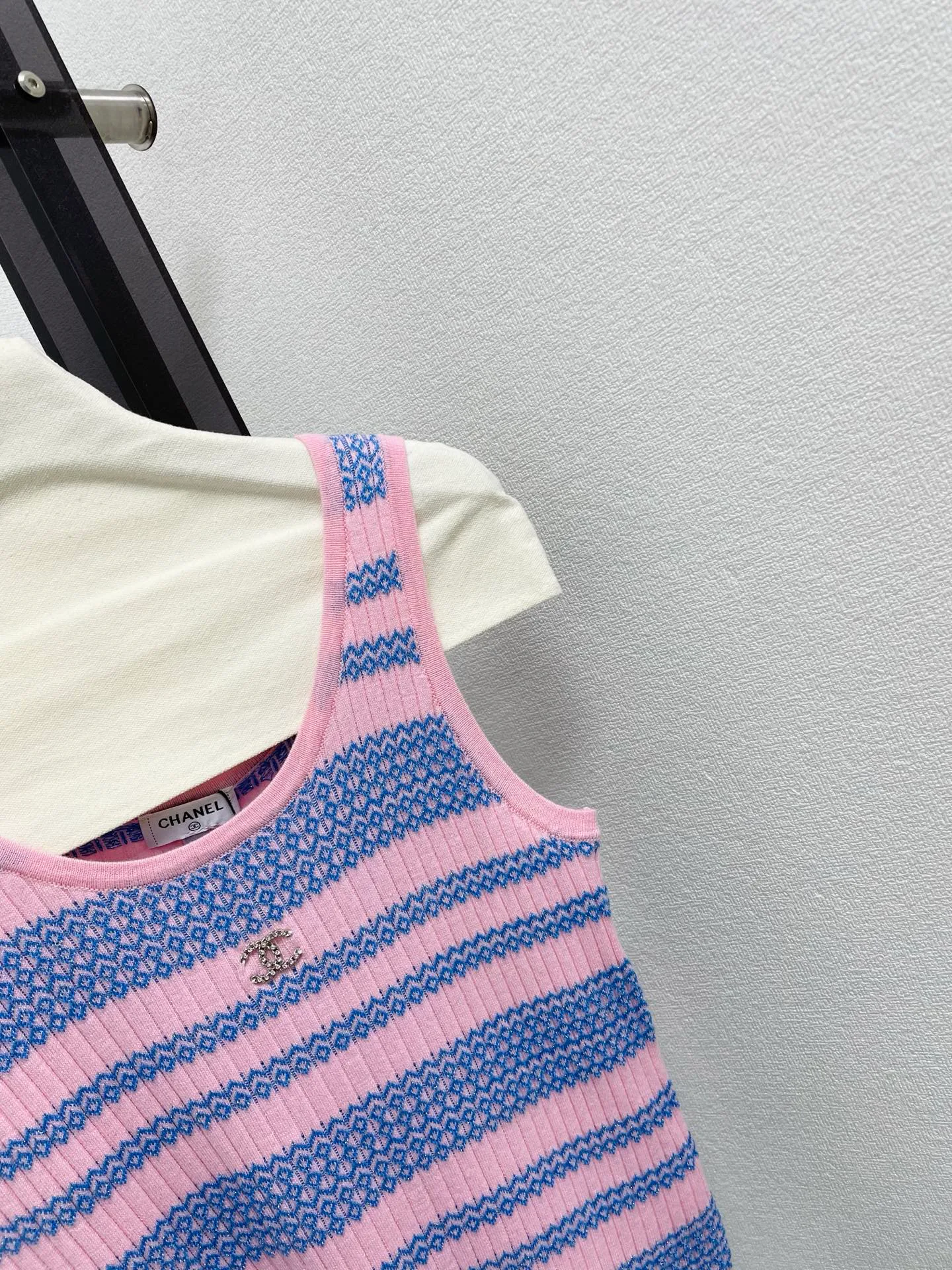 Жилеты Женские Chanel 11305940