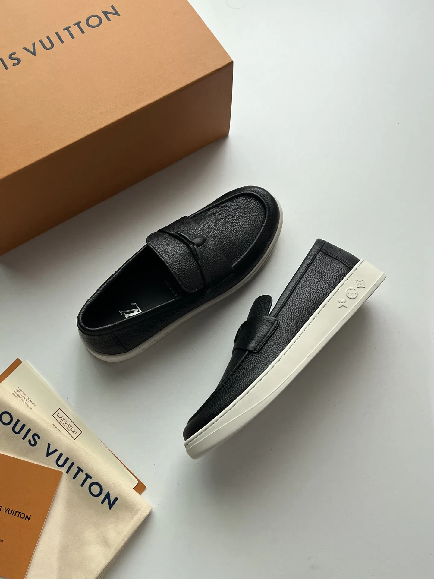 Лоферы И Туфли Мужские Louis Vuitton 17954808