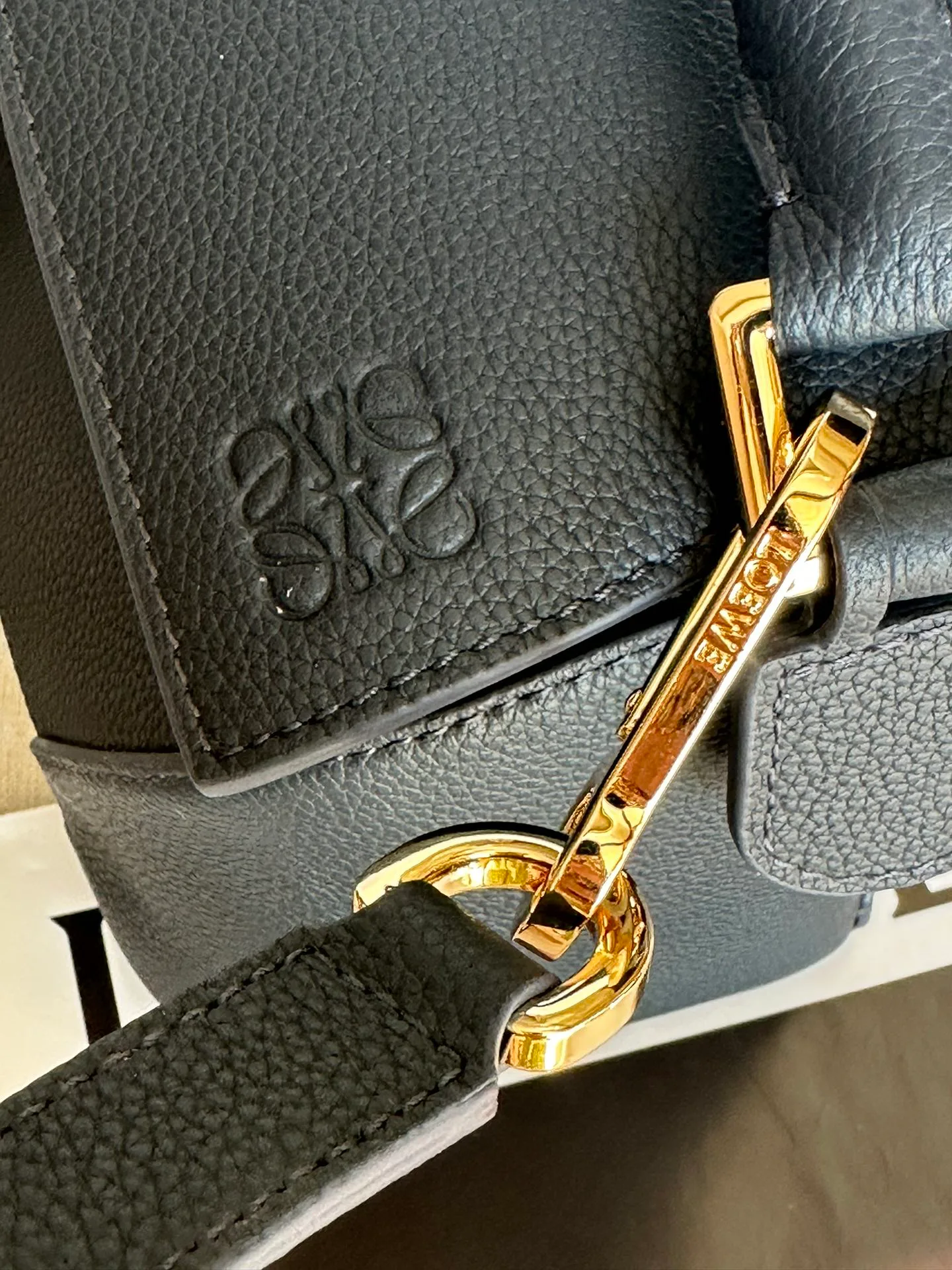 Классические Сумки Женские Loewe 13339547
