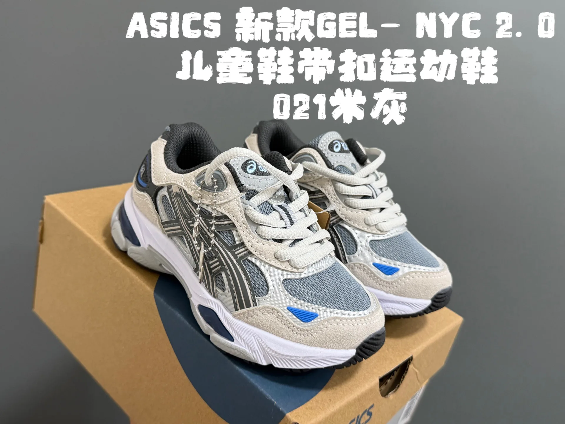 Кроссовки Женские Asics 18075180