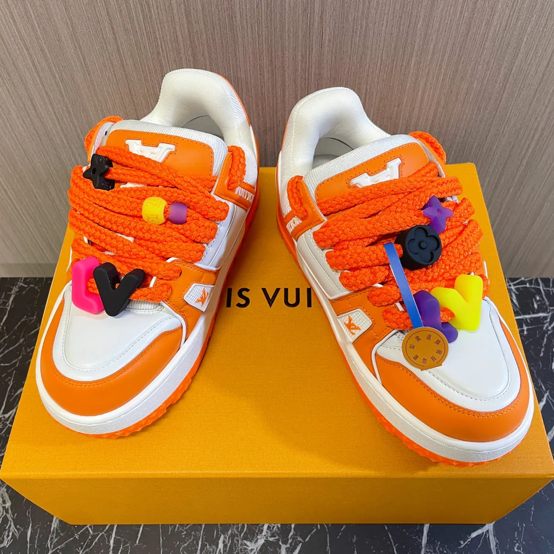 Кроссовки Женские Louis Vuitton 1881000