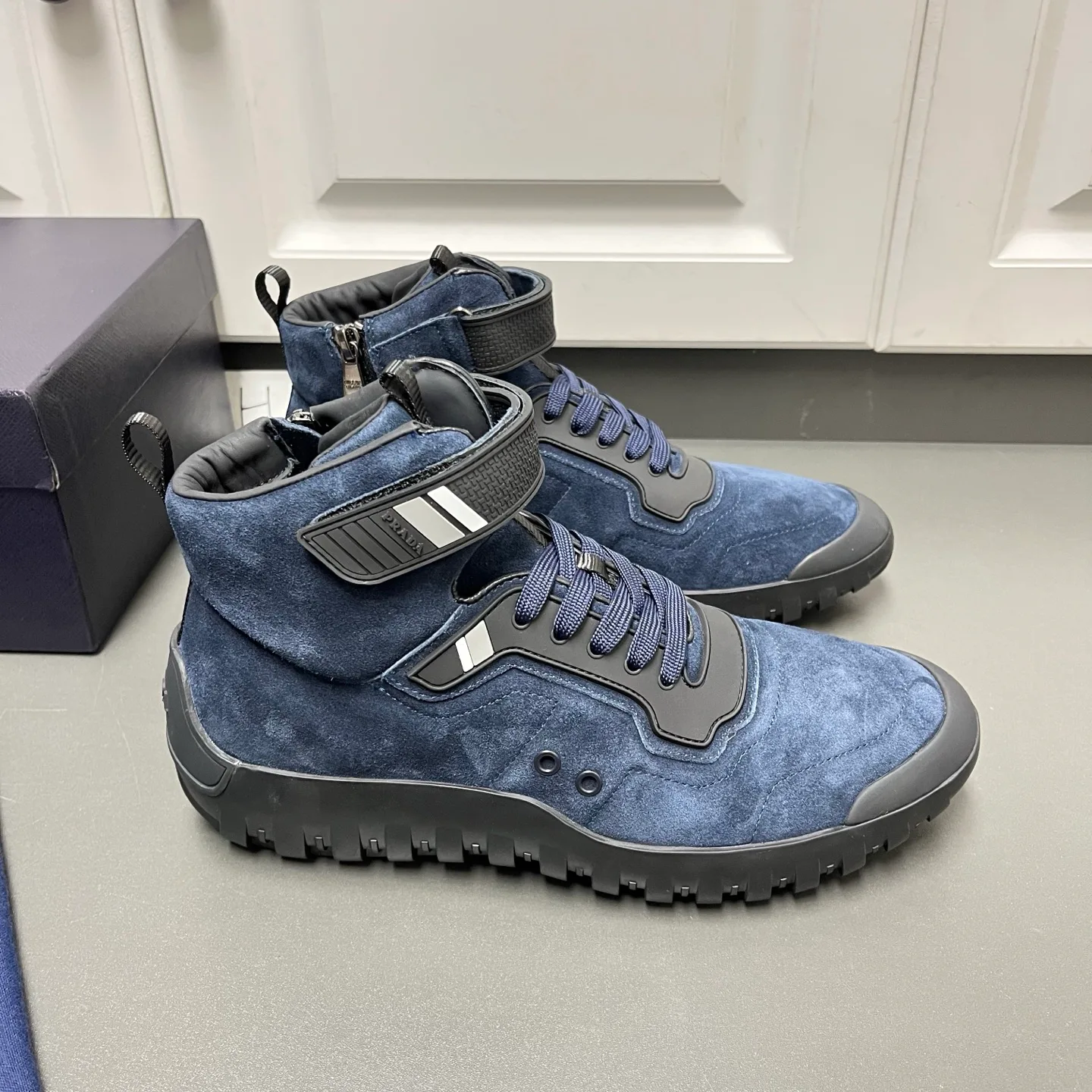 Кроссовки Мужские Prada 1140882