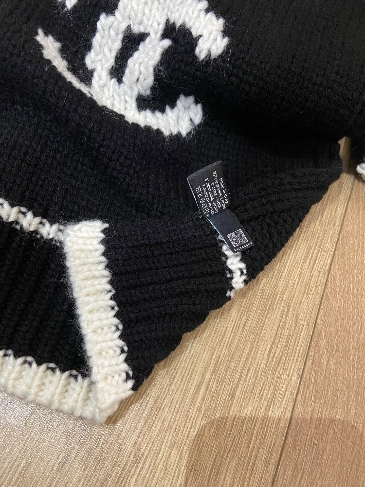 Шарфы Chanel 18088244